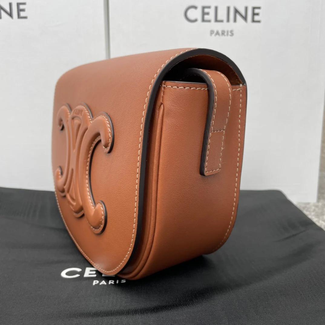Celine-folco-cuir-triomphe-сумочка-2