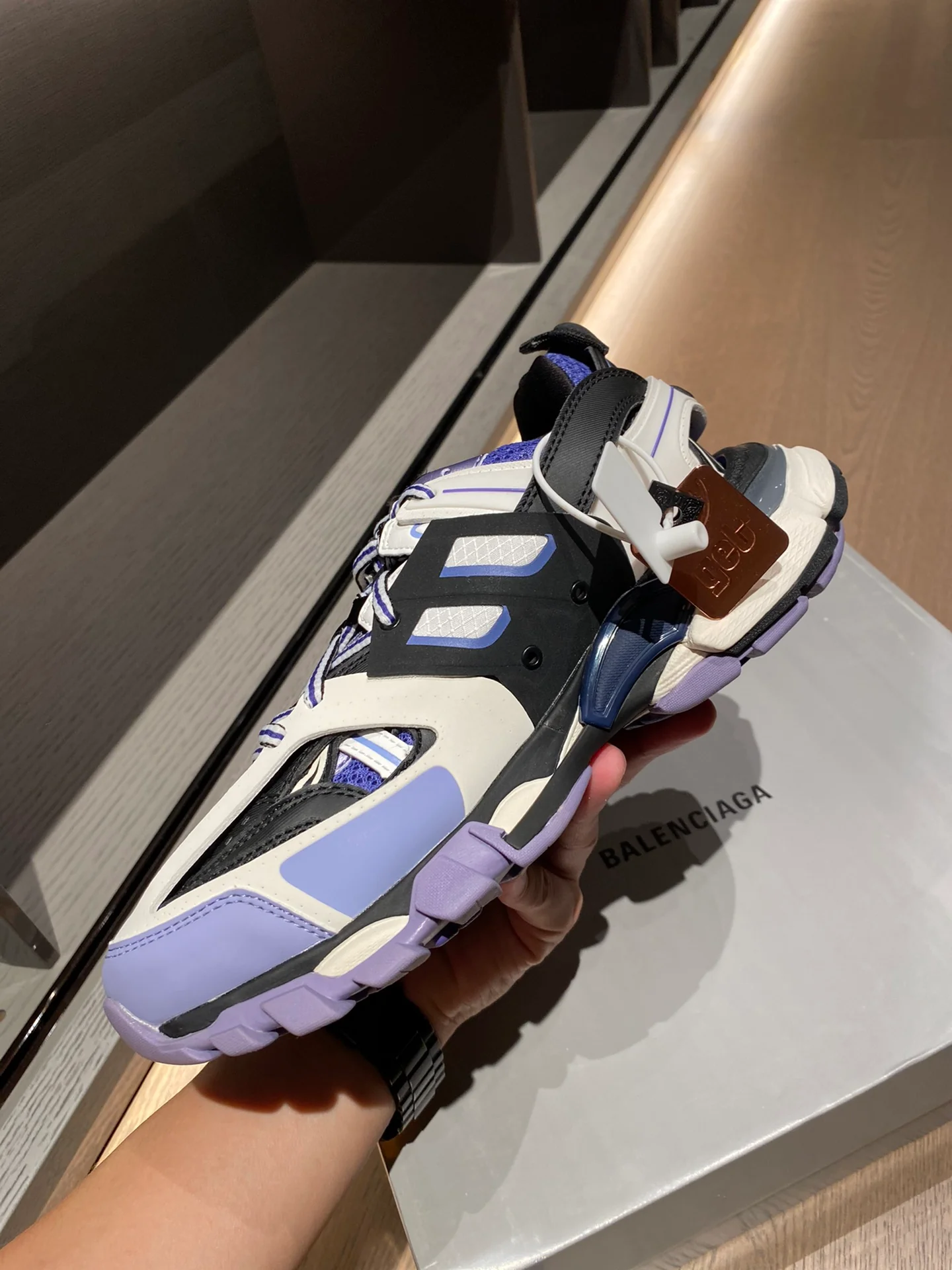 Balenciaga - Dad Shoes - 6