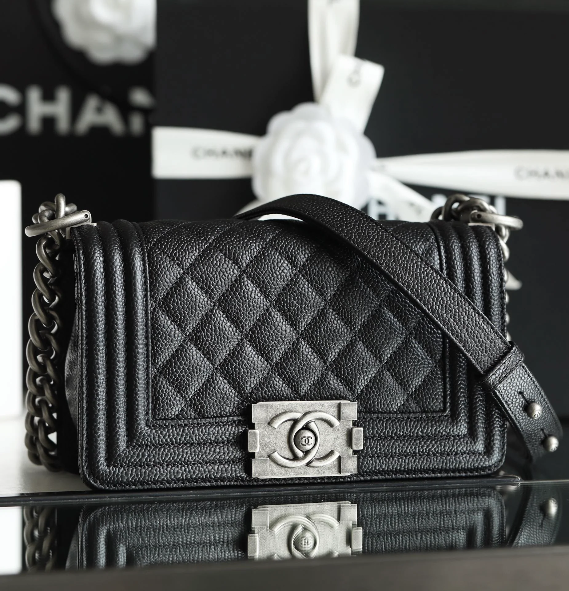 Chanel - ????? Стеганая блузка, маленький размер - черная