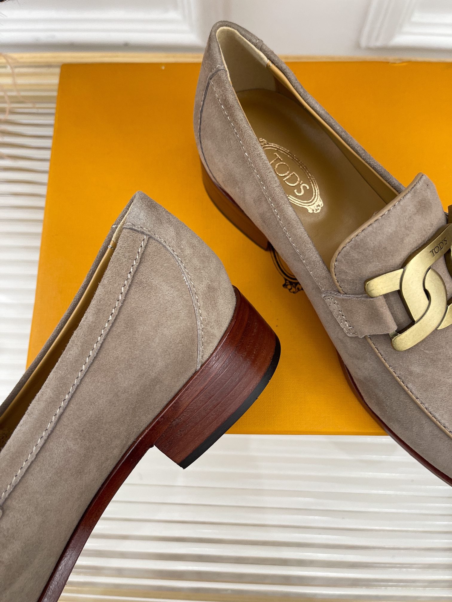 Tods - Лоферы с металлической пряжкой