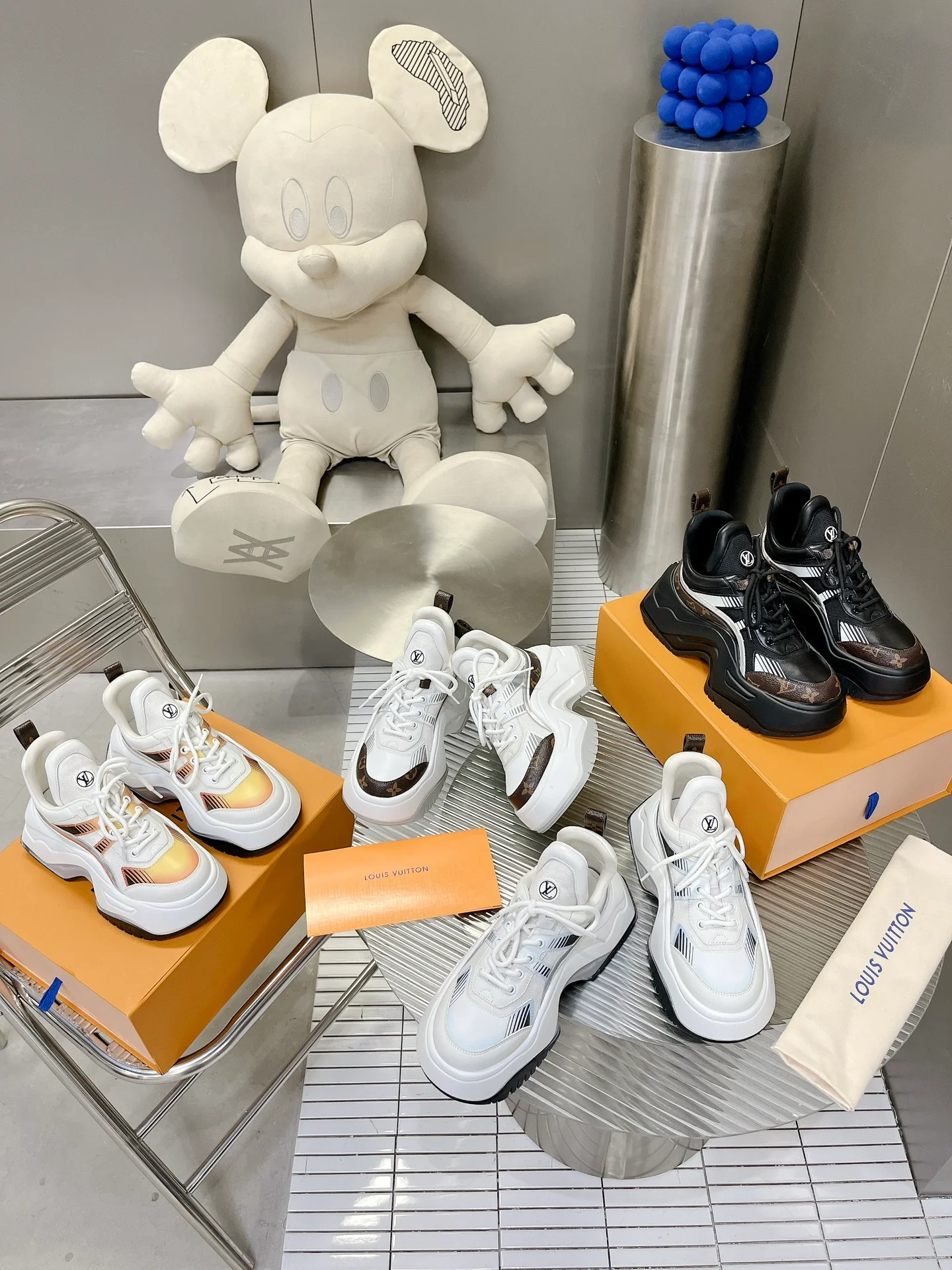 Кроссовки LV Archlight 2-0 Dad Shoes в стиле подиума - Белое золото