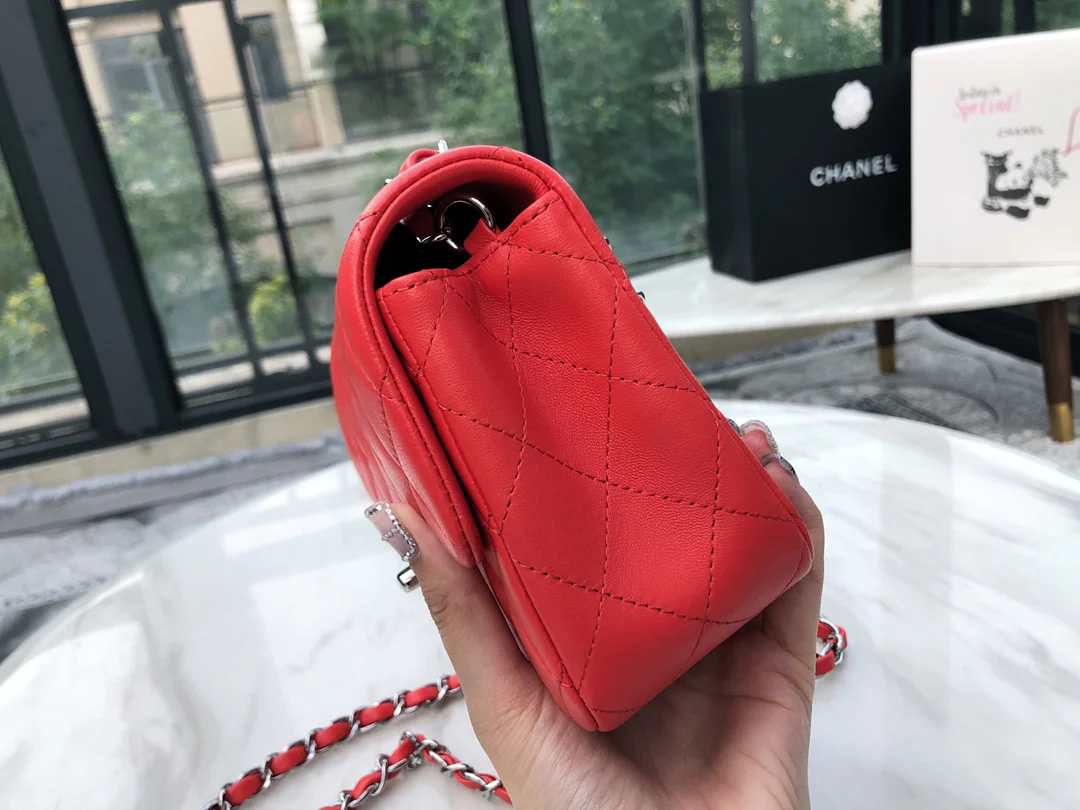 Сумка Chanel CF весна/лето 2019 - овечья кожа - 20 см