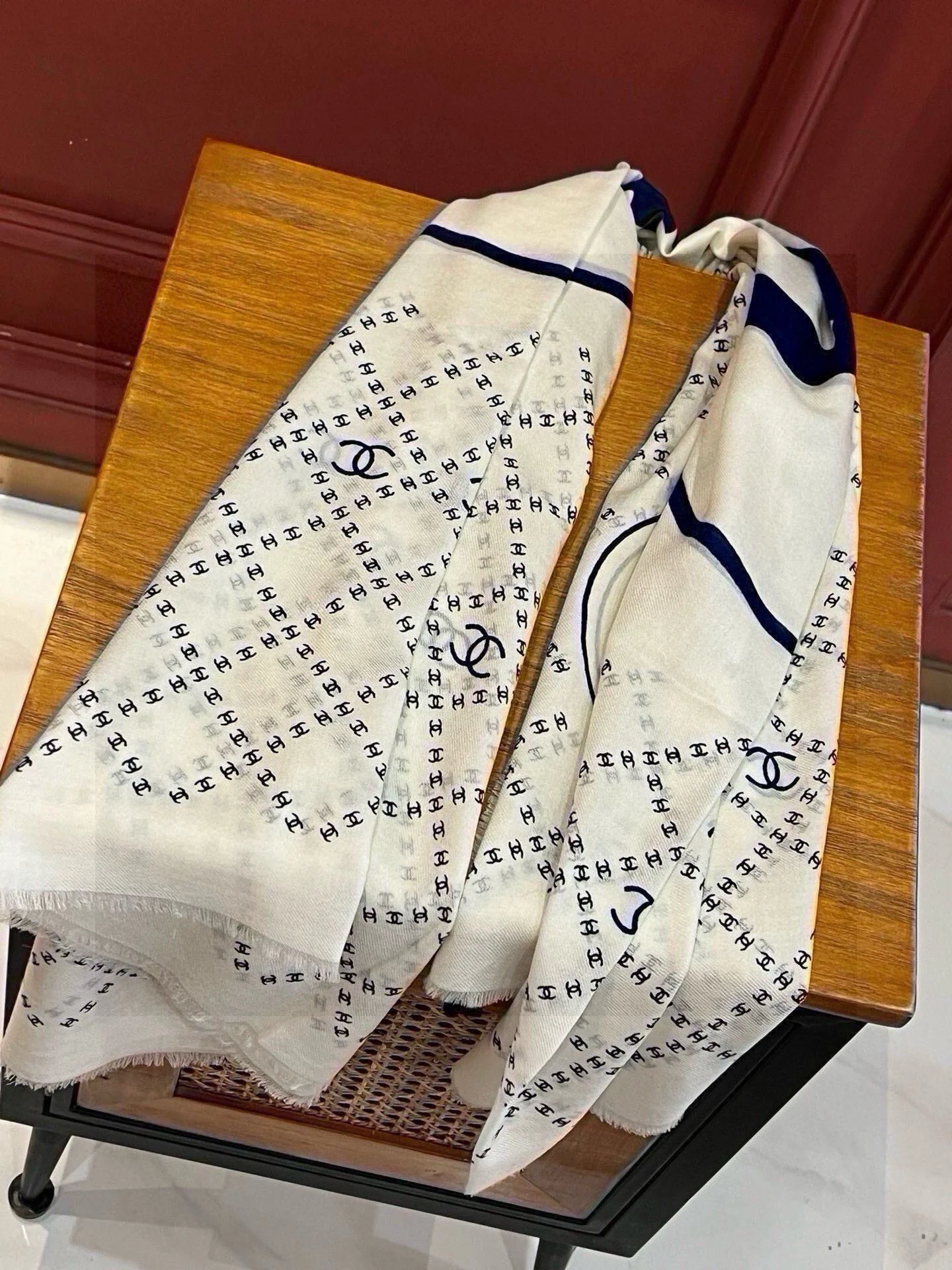 Шарф Chanel Double C Mesh Scarf 2024 - 140-140