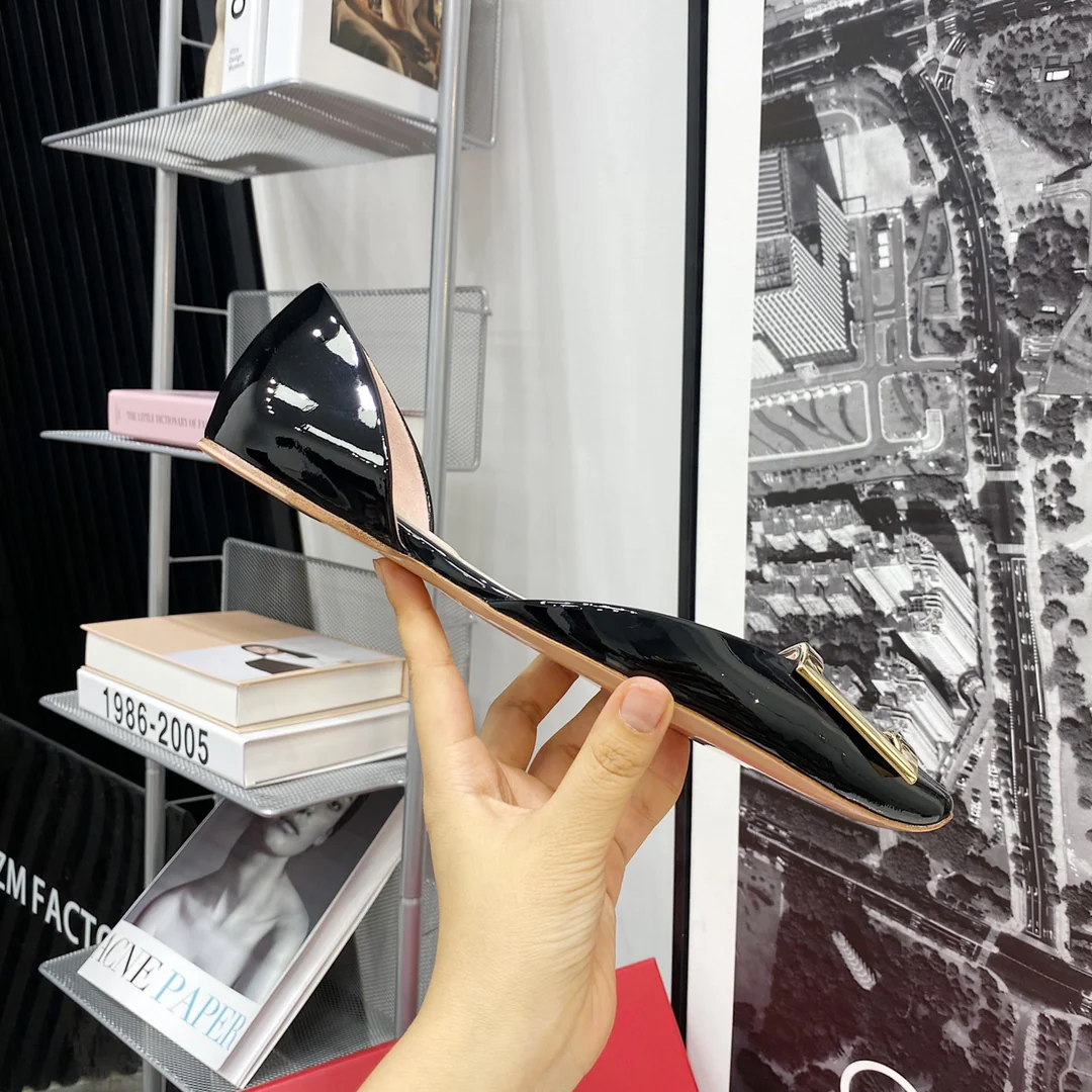 RV-Flat Bottom Hollow Square Toe-Black