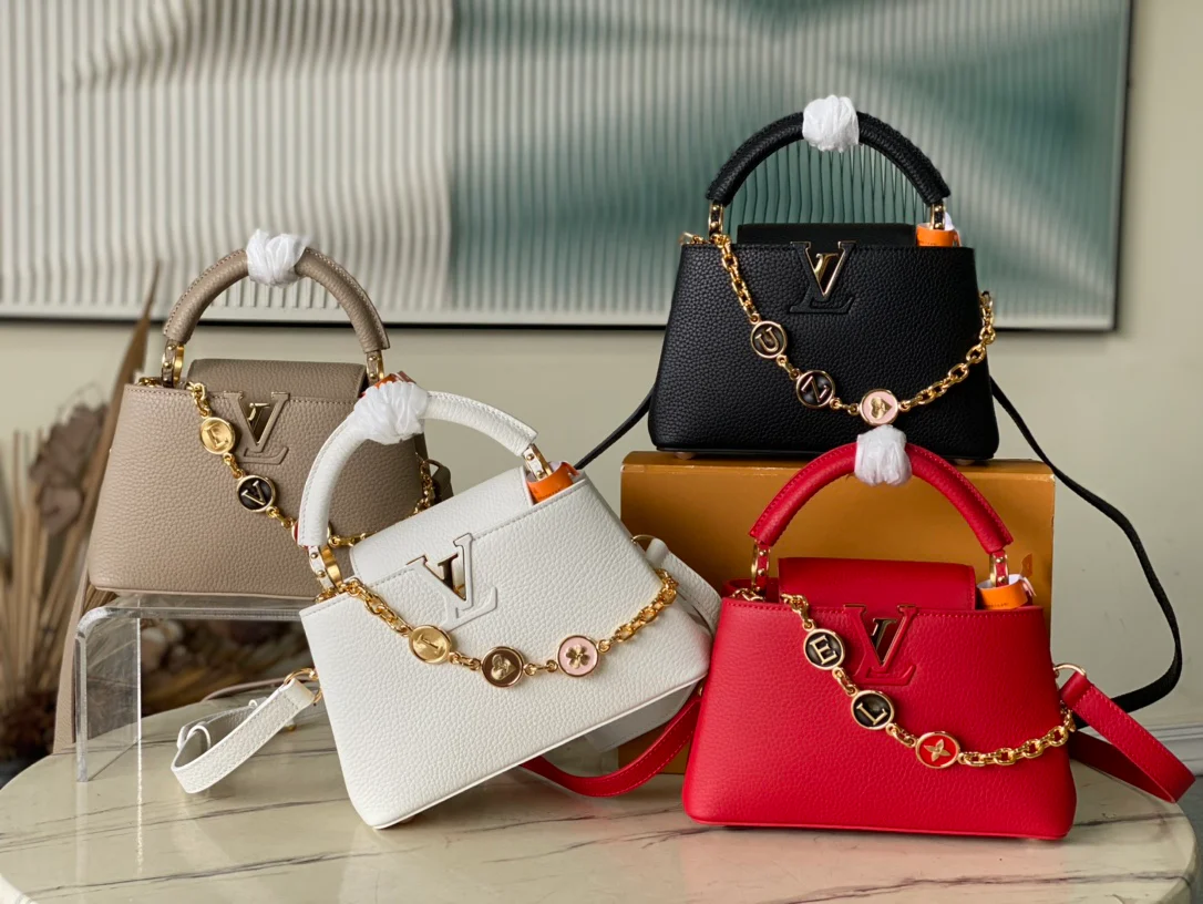 Кожаная сумка LV Capucines - синяя