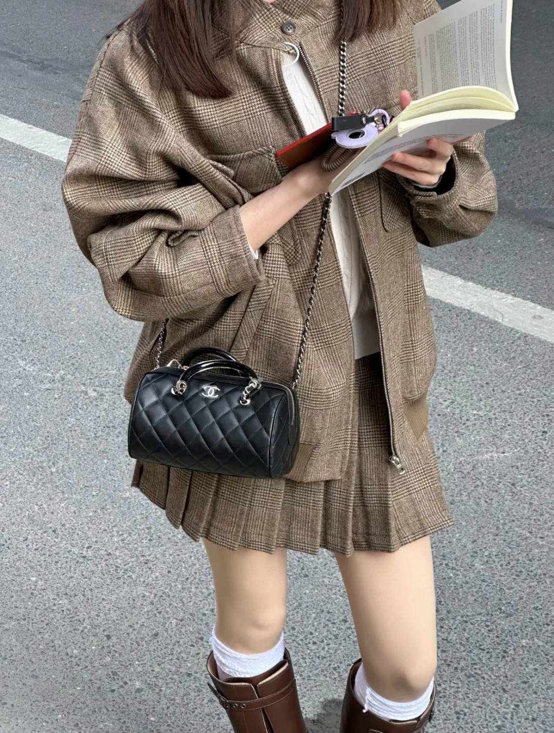 Ручка эмалированная Chanel 25 пенсов???