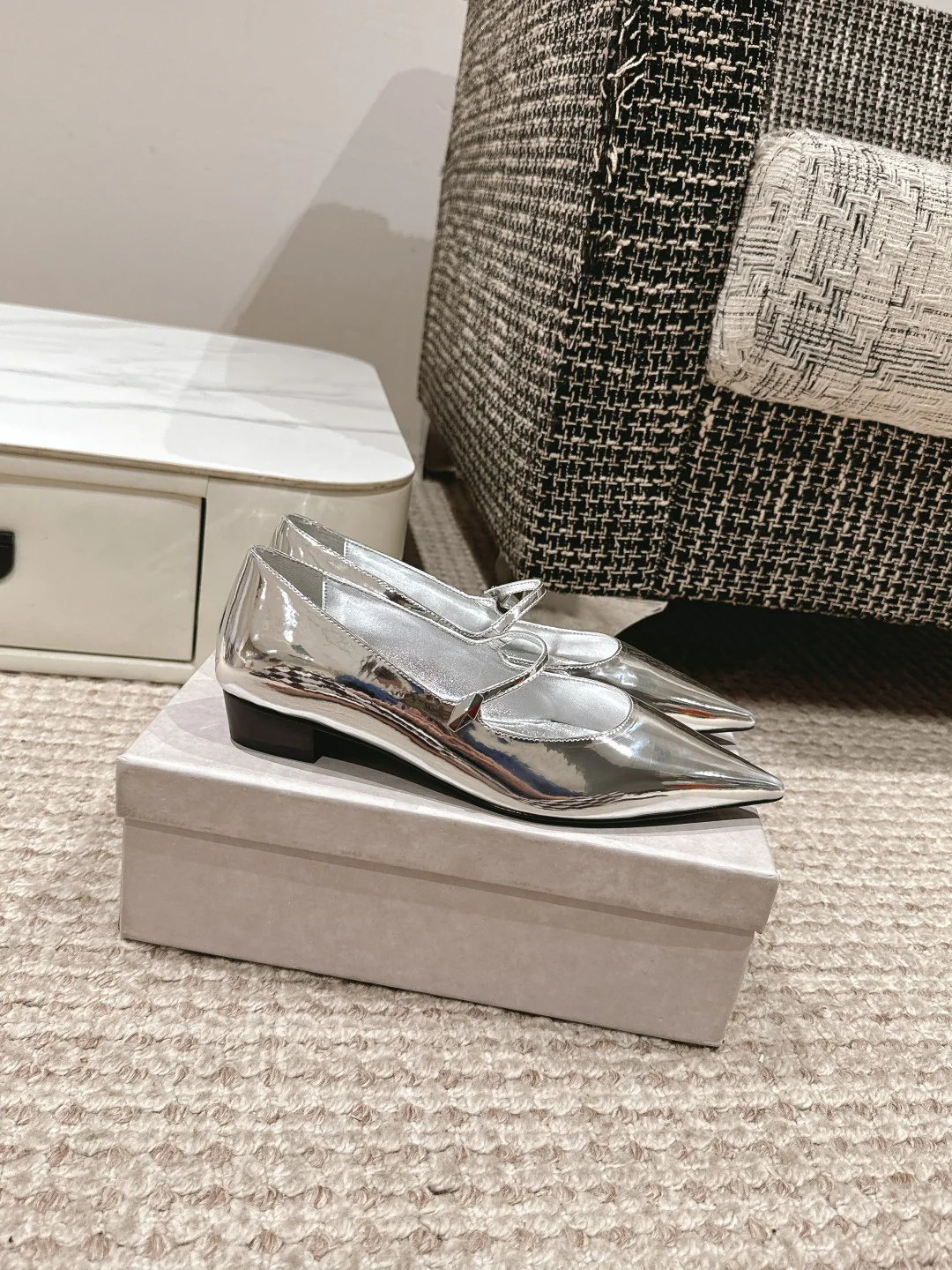 Jimmy - Туфли на толстом каблуке с острым носком - Серебристые