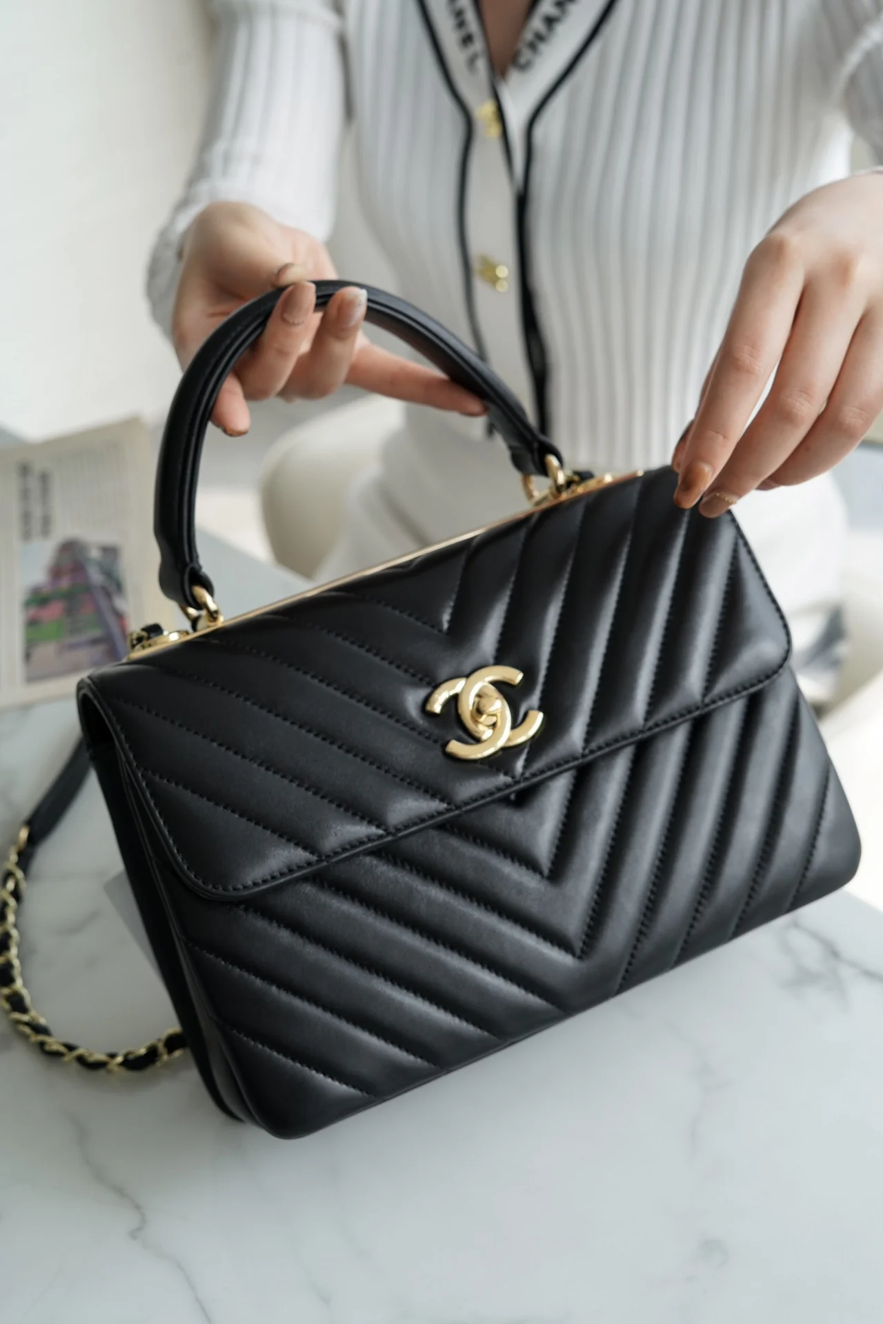 Chanel Trendy CC V Classic Black - 25cm