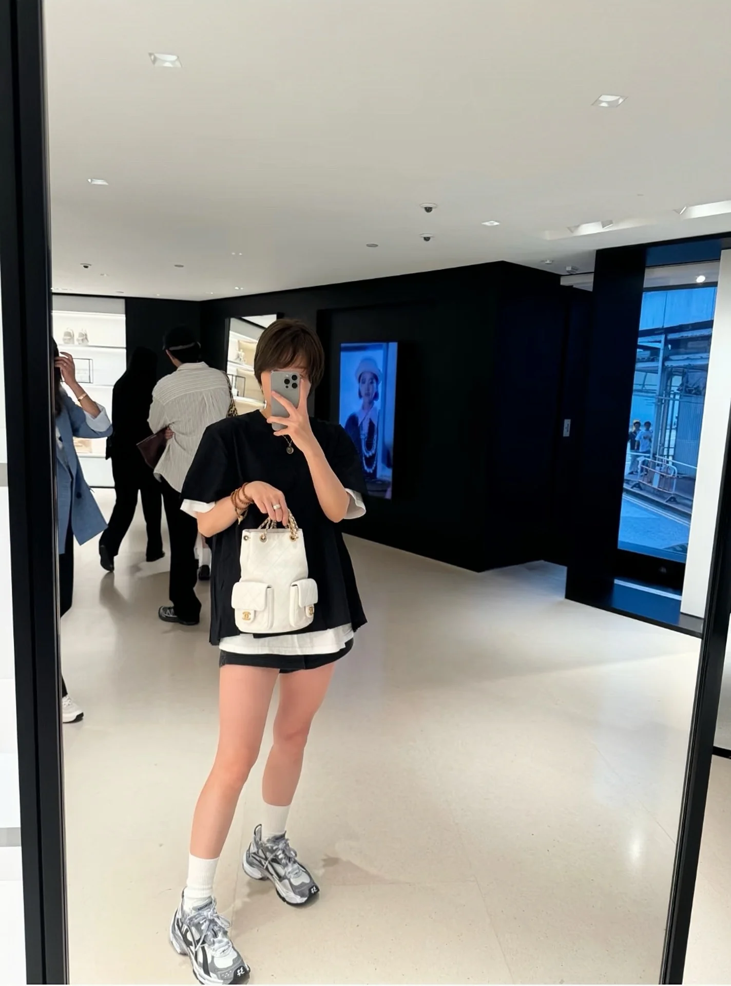 Рюкзак Chanel 25c на завязках - белый