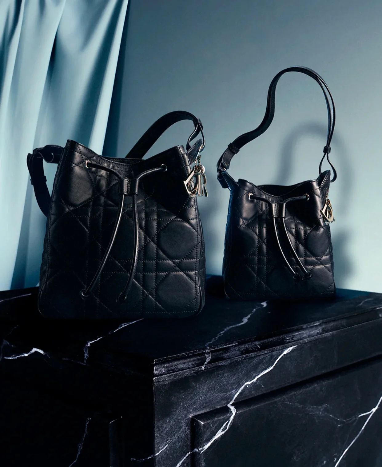 Сумка-ведро Dior Motion - Маленькая - Черная