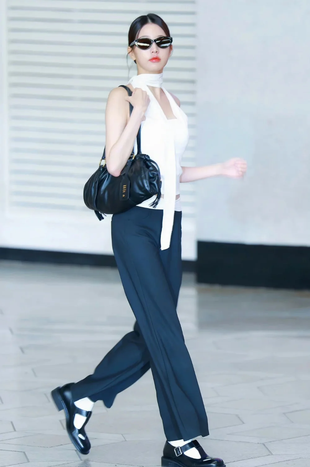 Сумка Miu Miu Joie из кожи наппа — маленькая — черная — Носите и делитесь