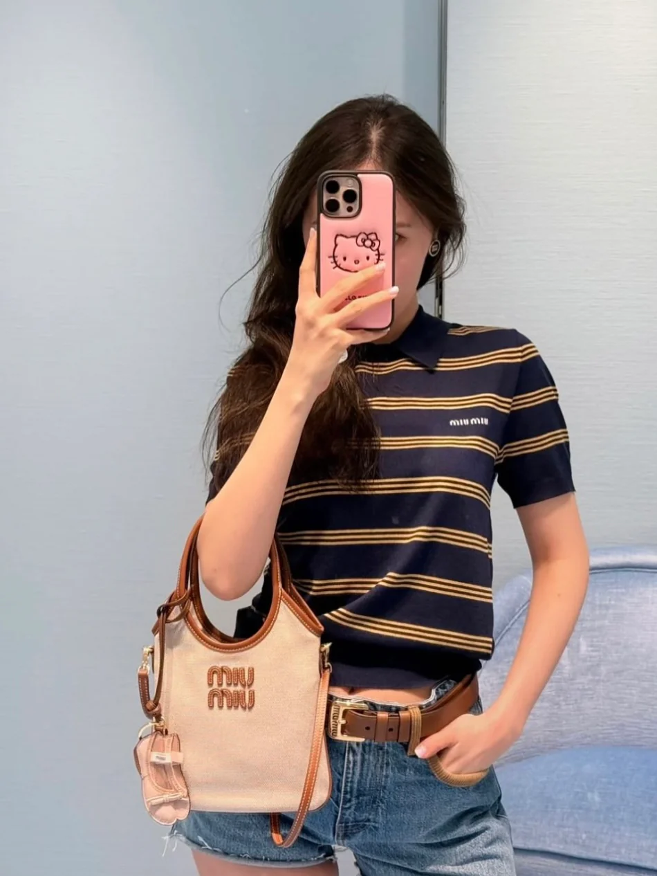 Сумка-шоппер Miu Miu-5ba281m650-??? Маленькая, из белого холста.