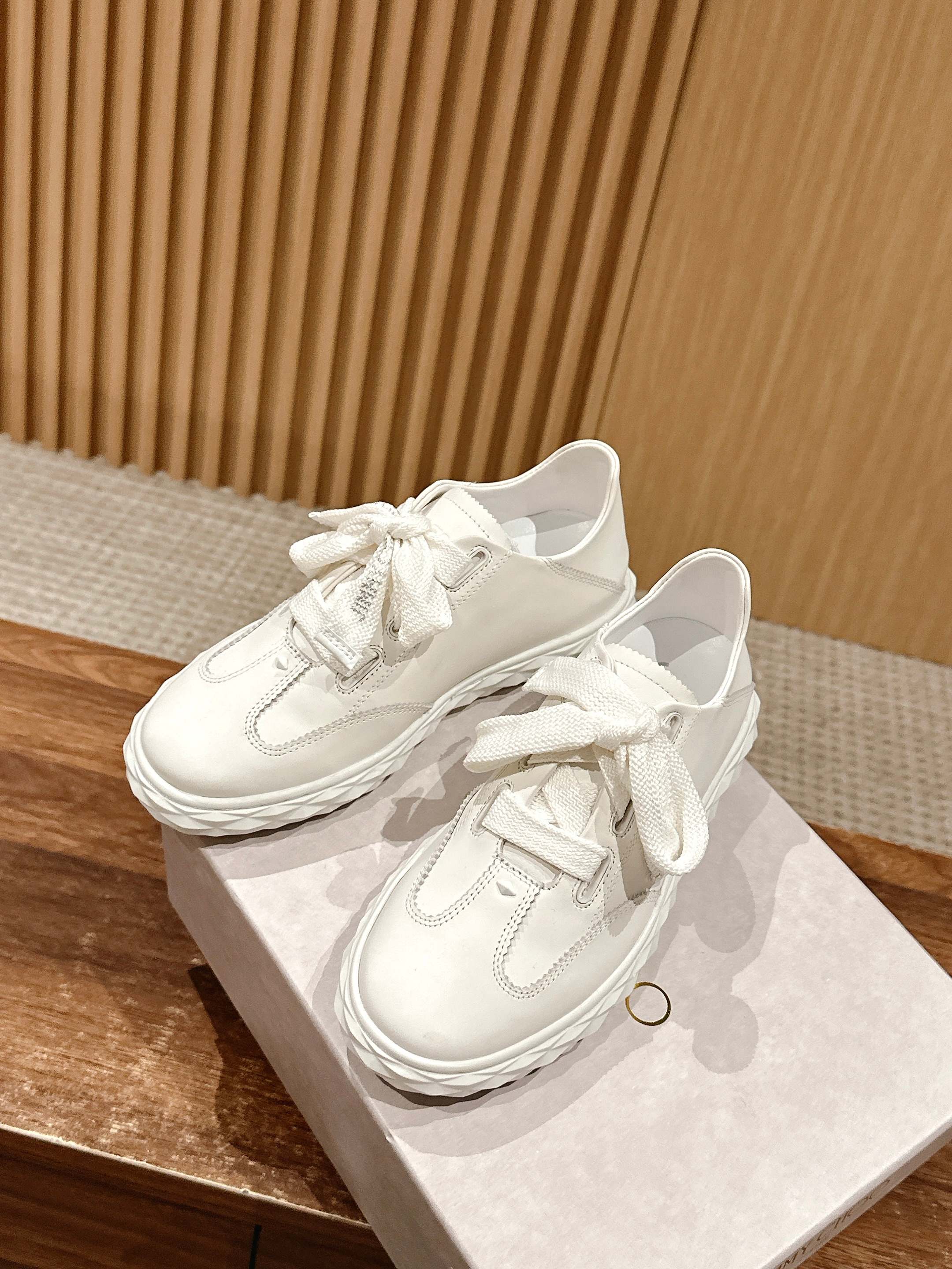 Кроссовки Jimmy - Bow Tie - белые