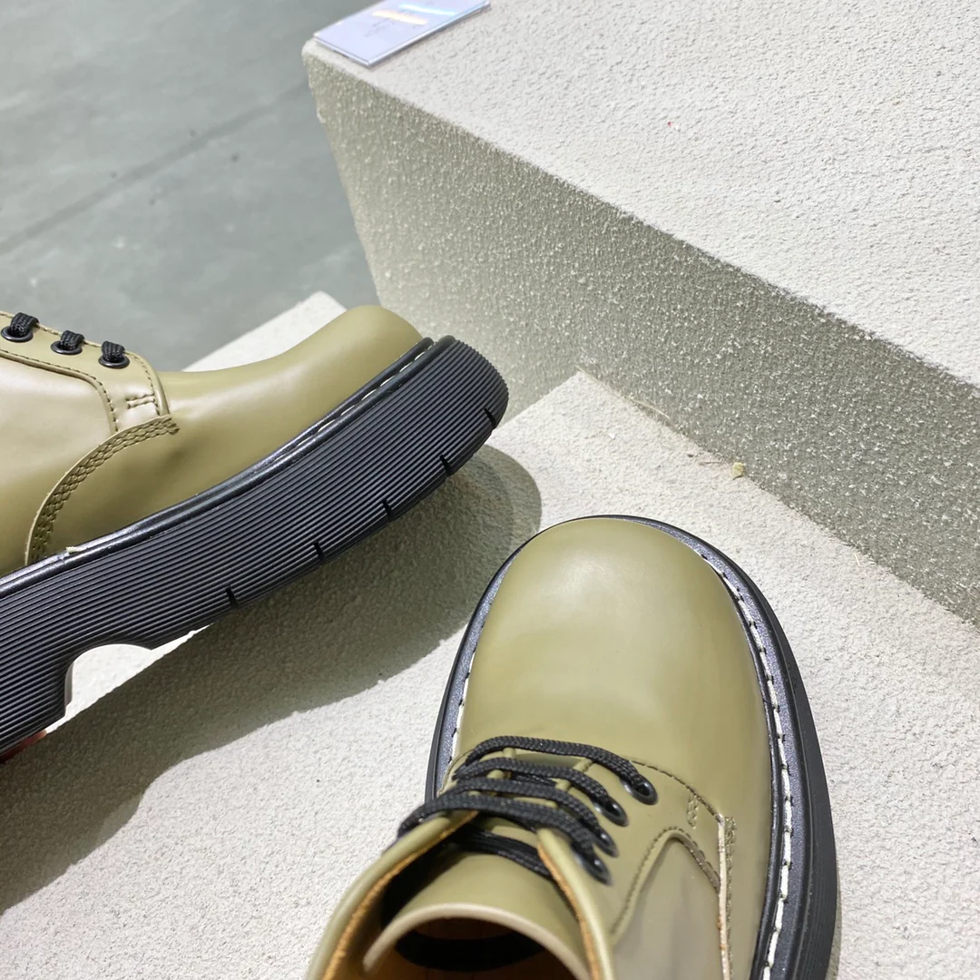 Новый парный ботинок на официальном сайте BV-22s.