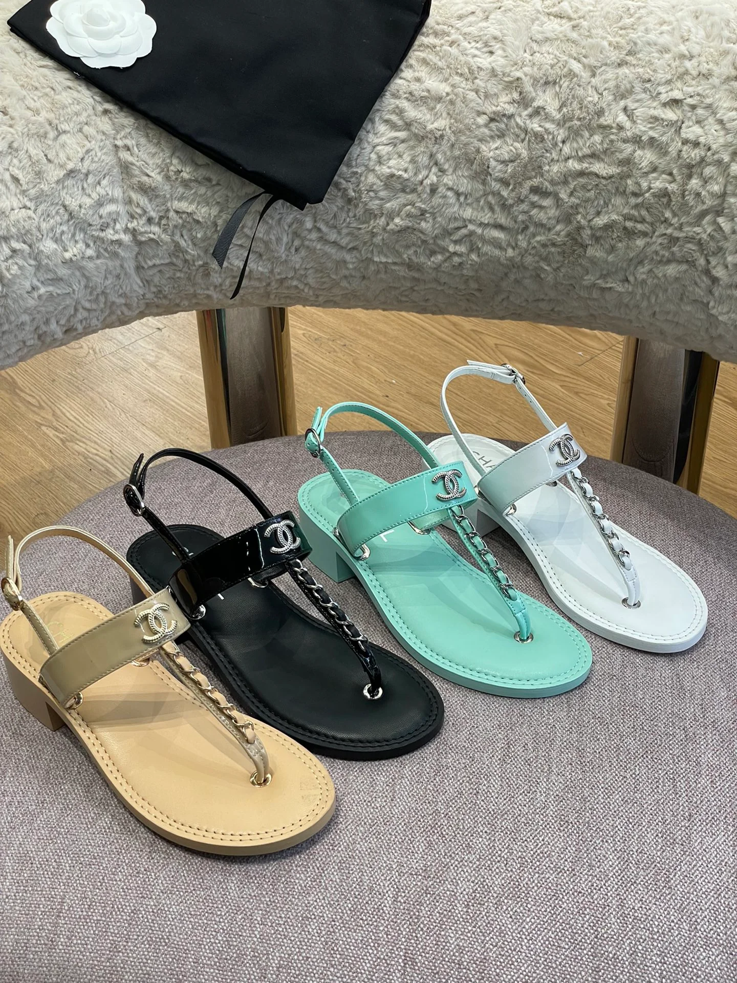 Сандалии/балетки Chanel - 1