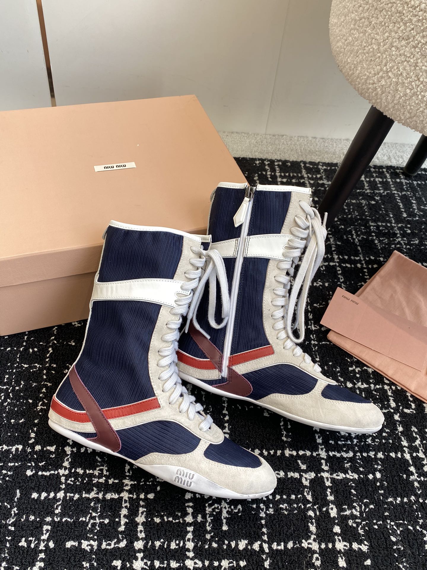 Повседневные сапоги-ботфорты Miu Miu 2025 - черные