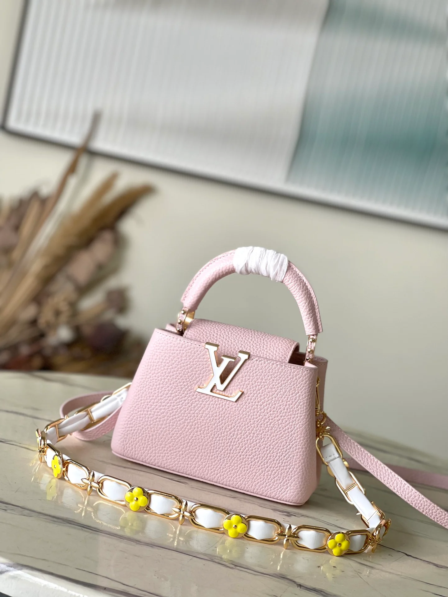m23199-LV-capucines-mini-handbag/crossbody bag-pink