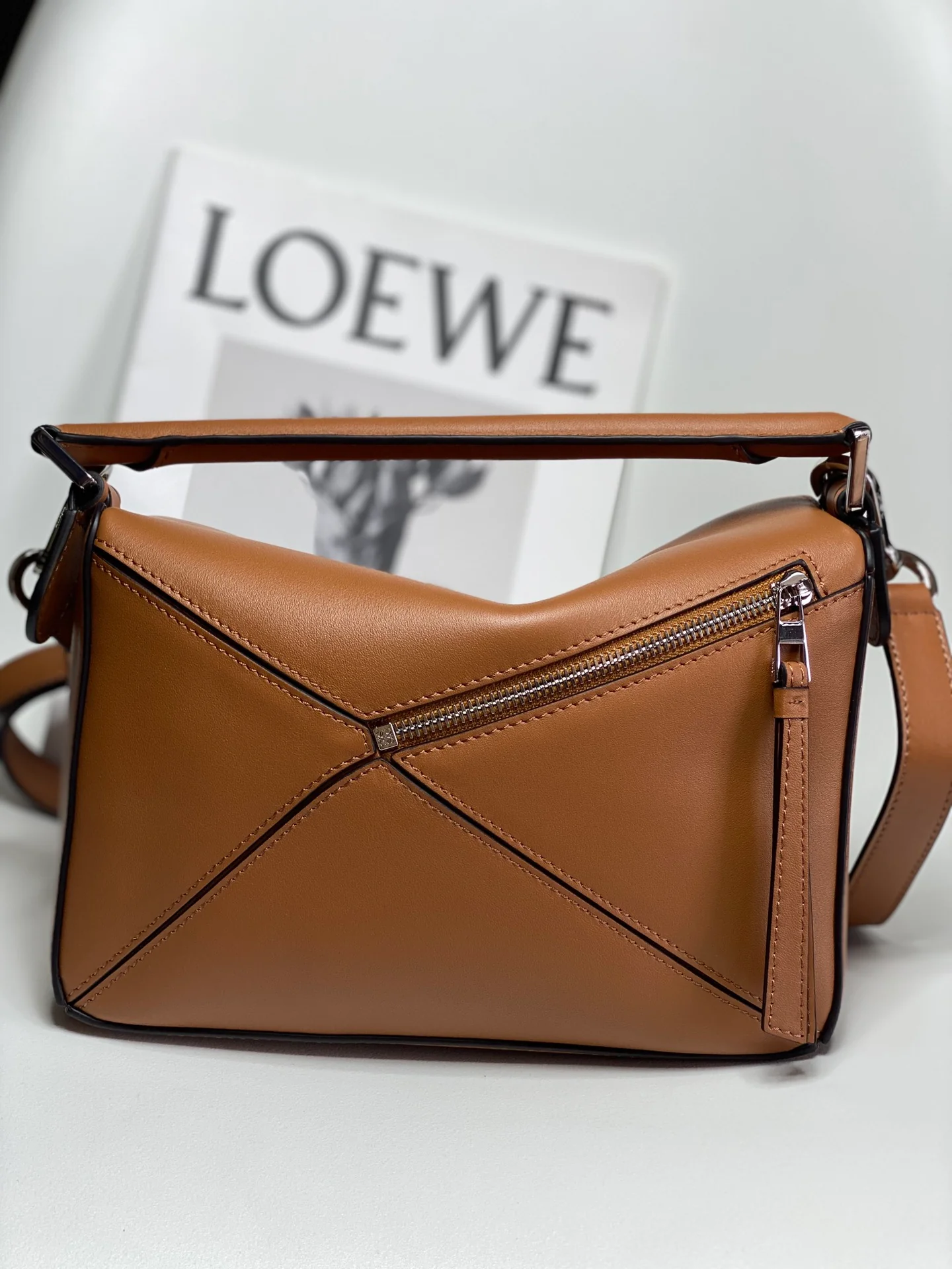 Пазл Loewe Осень/Зима 2022, маленький, 1 шт.