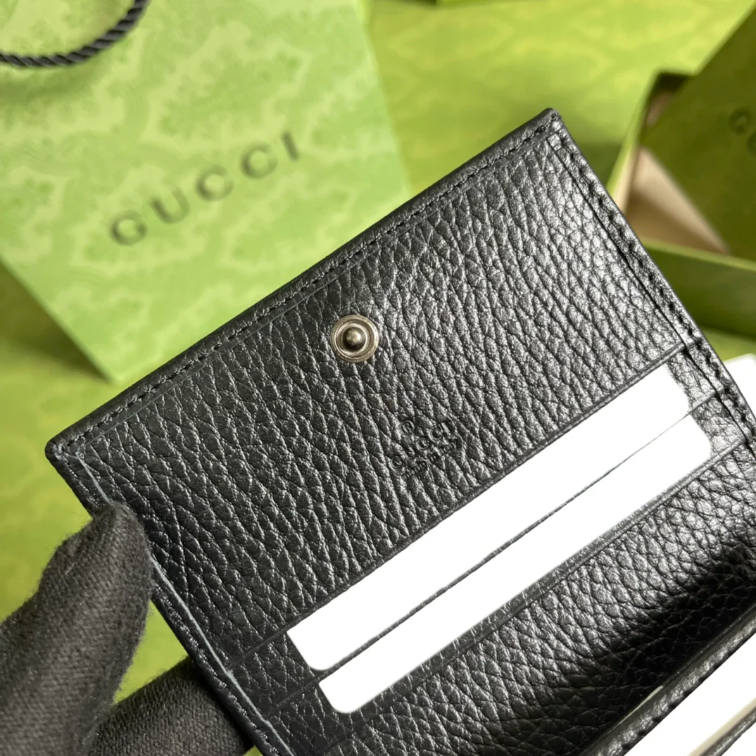 Gucci GG Marmont系列卡包