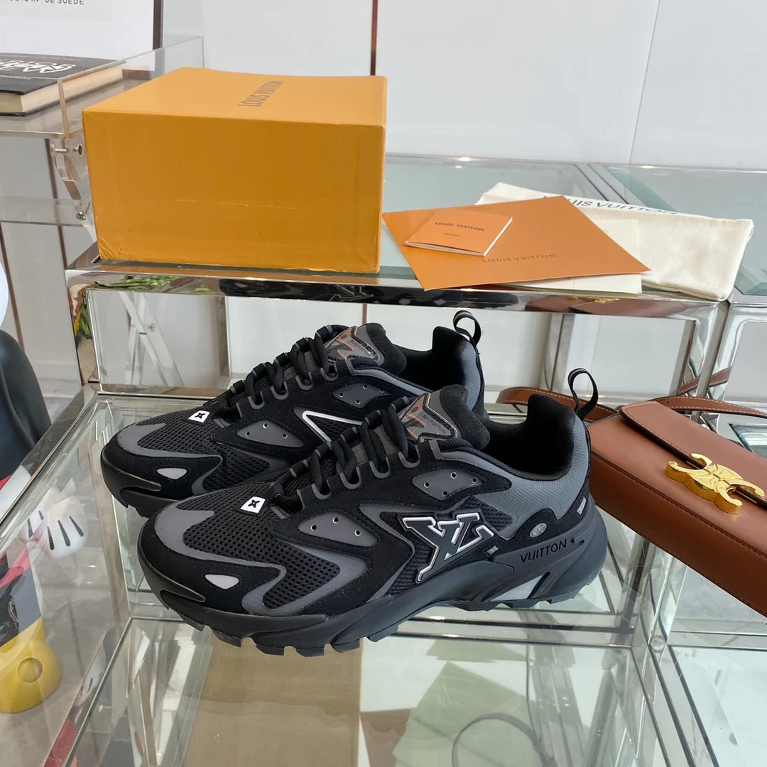 Кроссовки LV Runner Tatic - черные