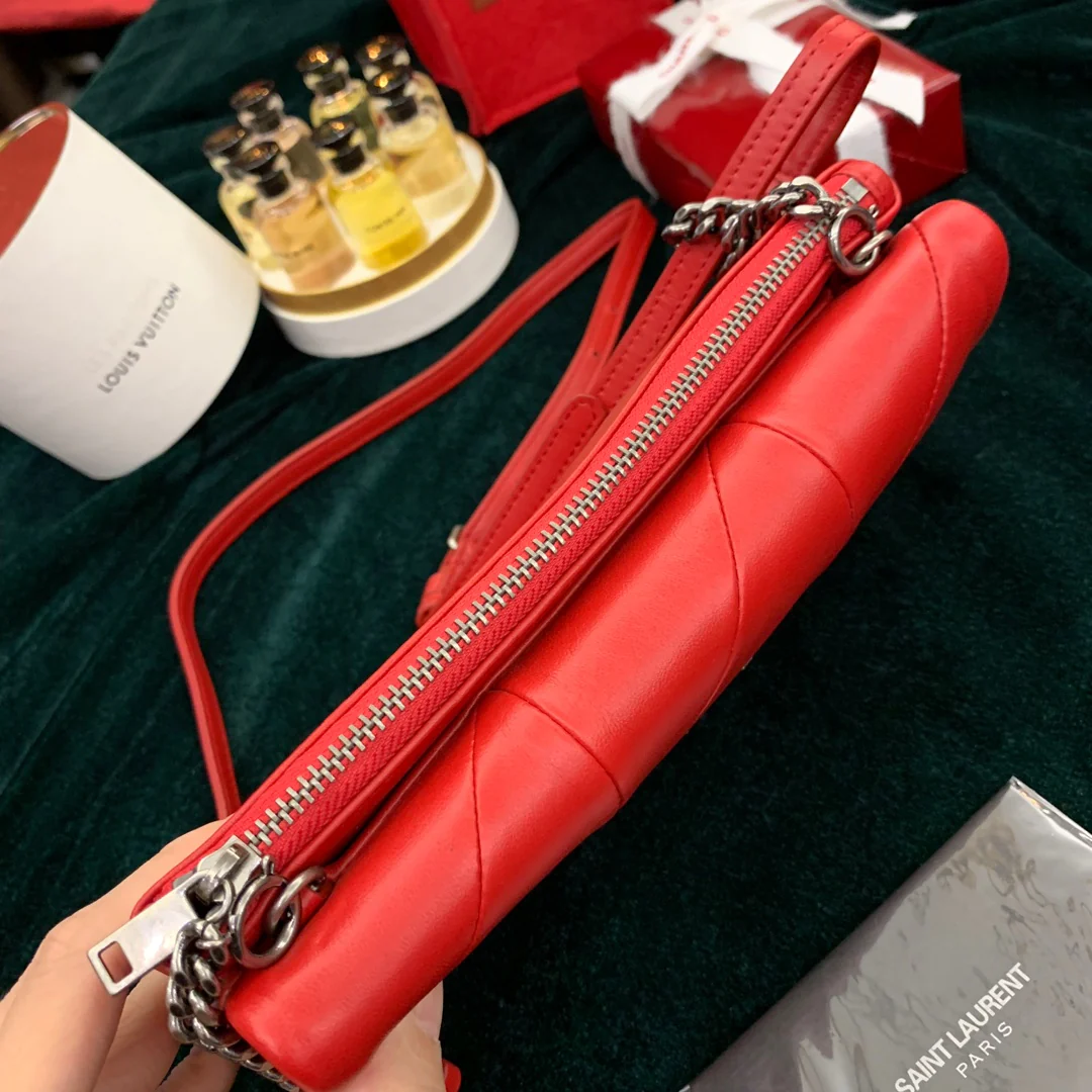 YSL-jamie-chain-wallet