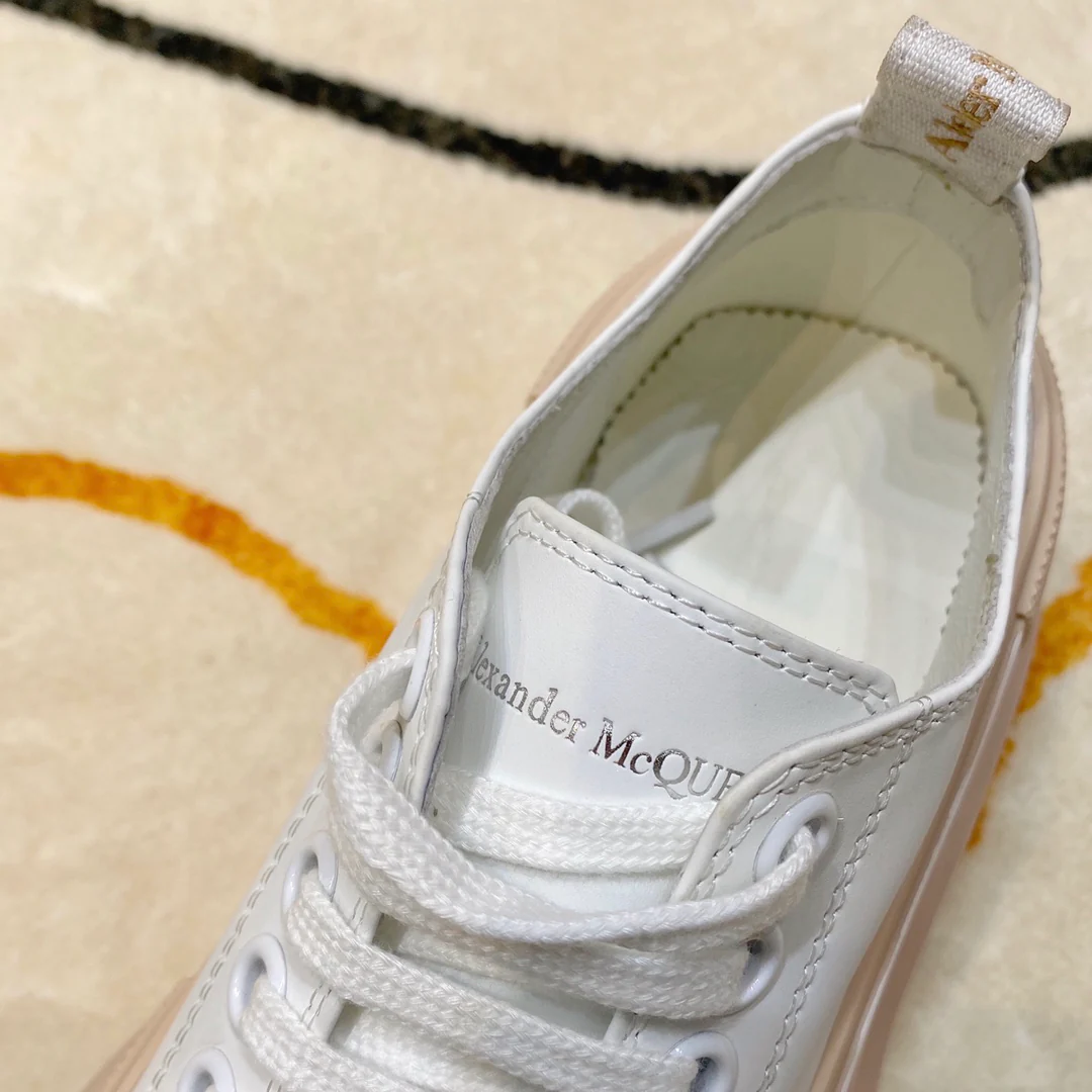 McQueen - Milk Tea Back Sole - Белые кроссовки