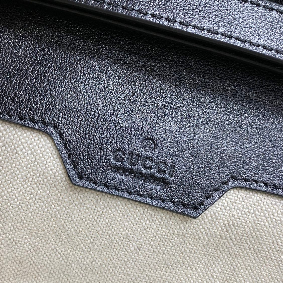 Сумка Gucci Retro с бамбуковой цепочкой - Большая - 3