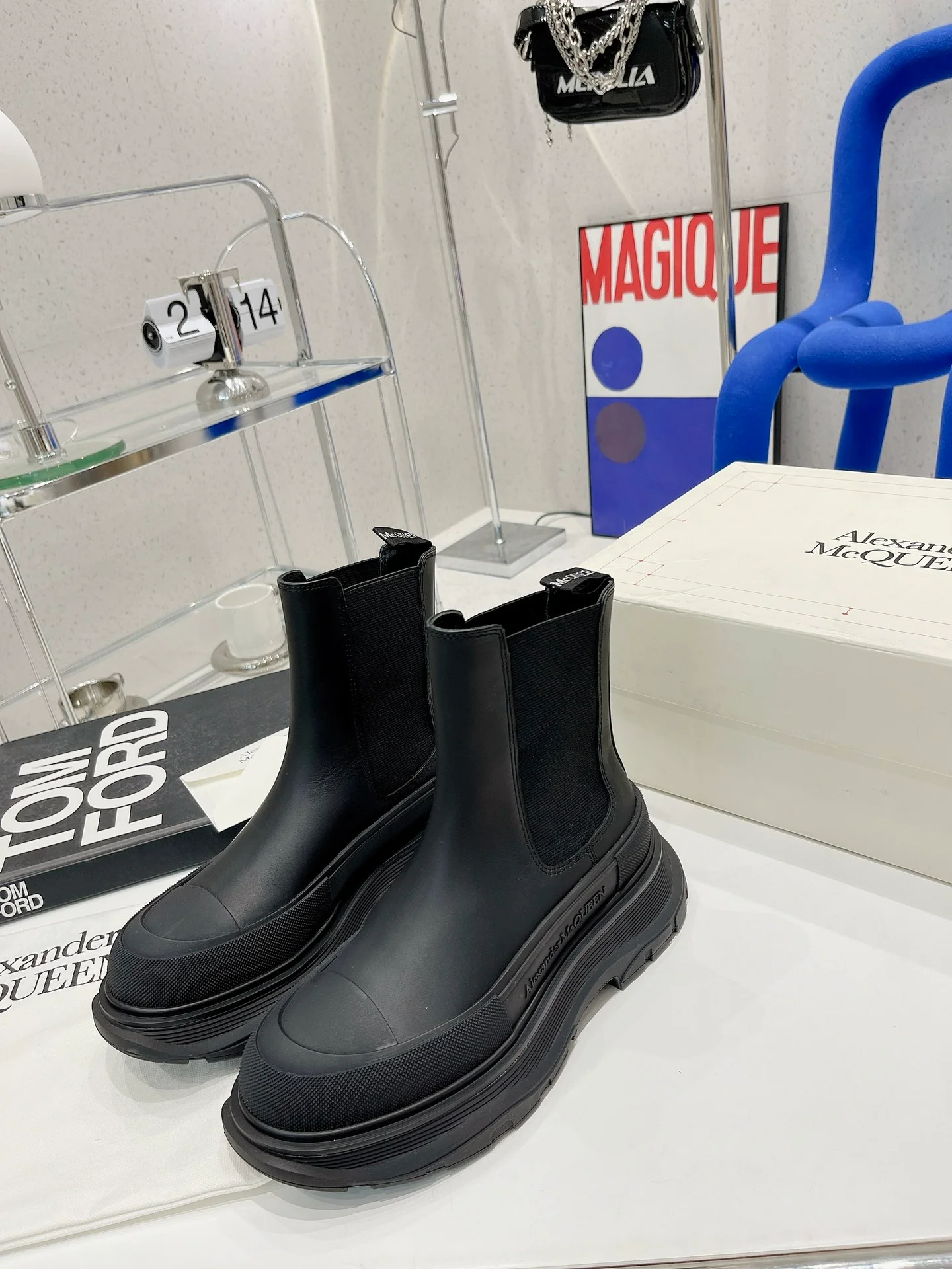 Коллекция McQueen 2022 года с подиума - Ботильоны - 2