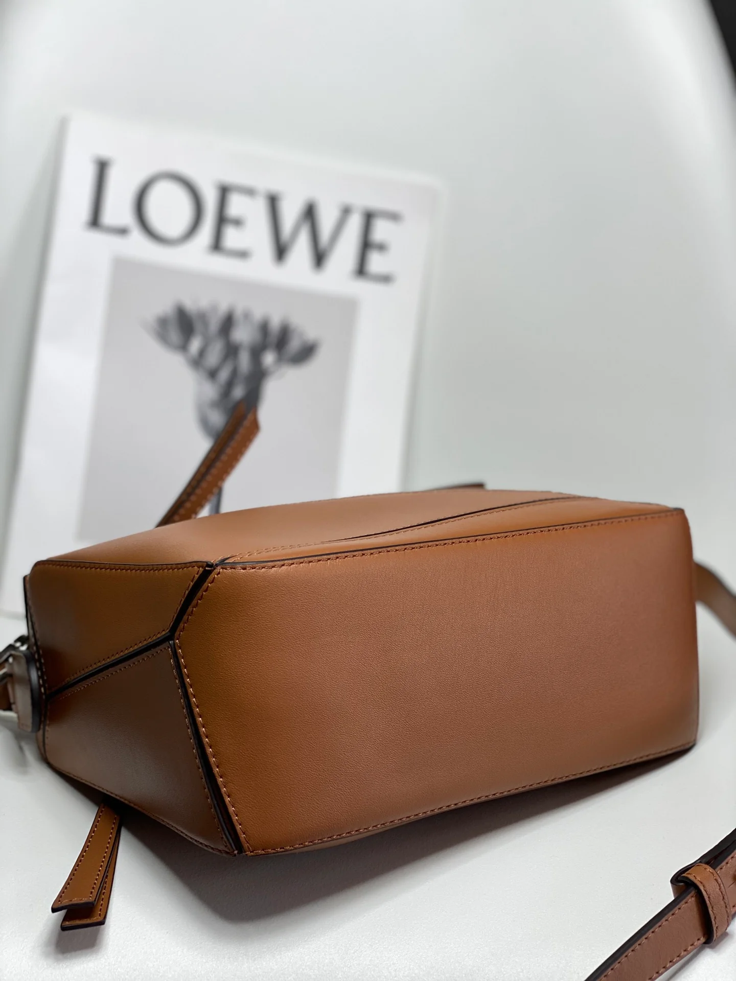 Пазл Loewe Осень/Зима 2022, маленький, 1 шт.