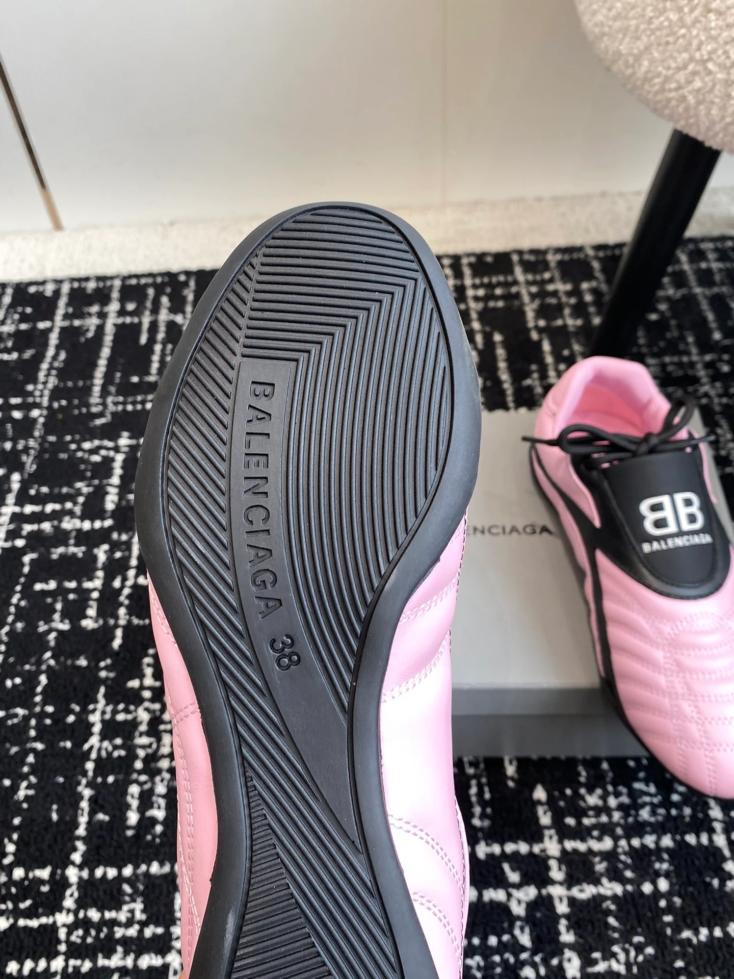 Повседневные бейсбольные кроссовки Balenciaga 2024 — розовые