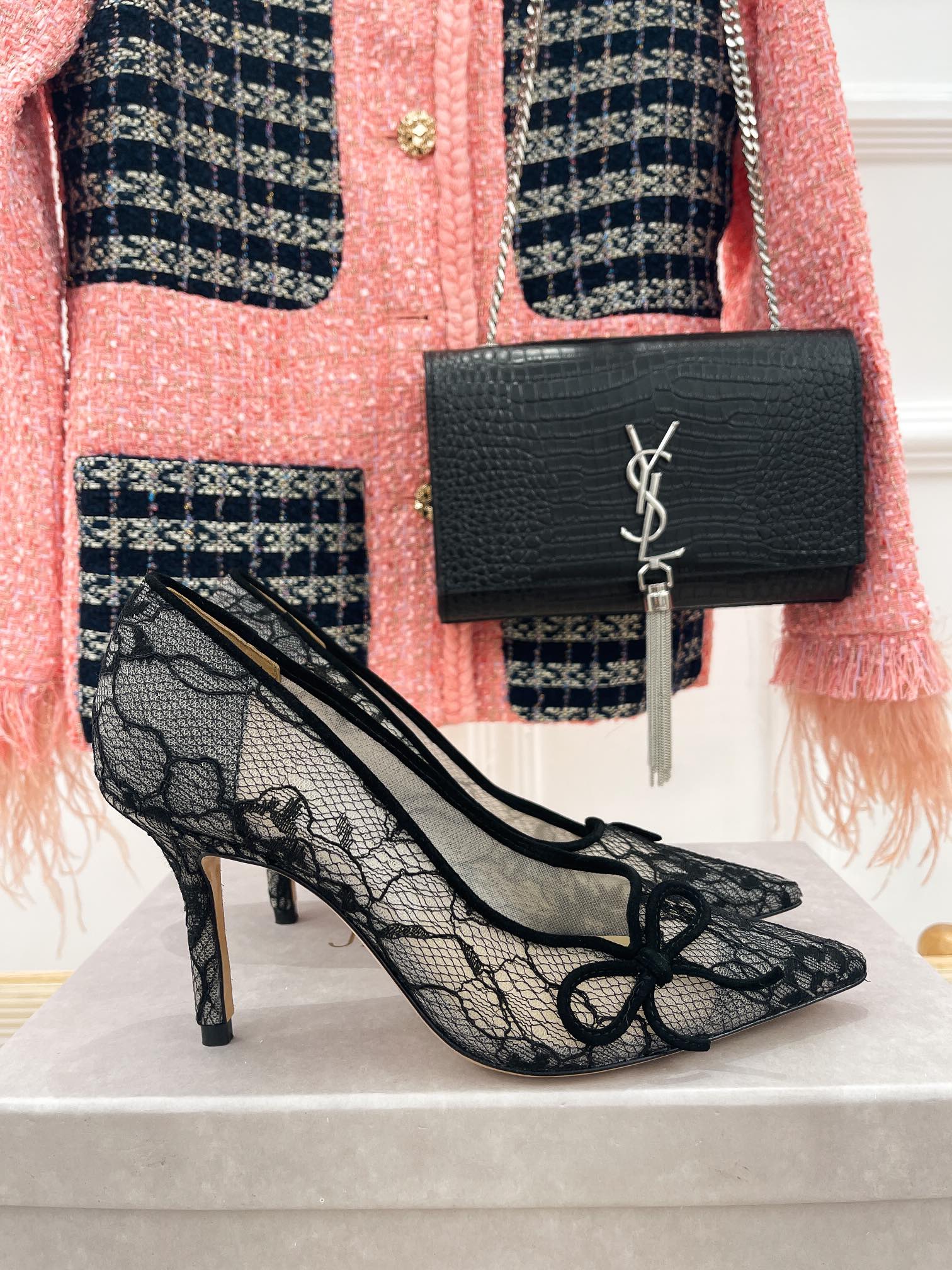 Jimmy - Новинка сезона весна/лето 2022 - Туфли на высоком каблуке с бантом и кружевом - 1