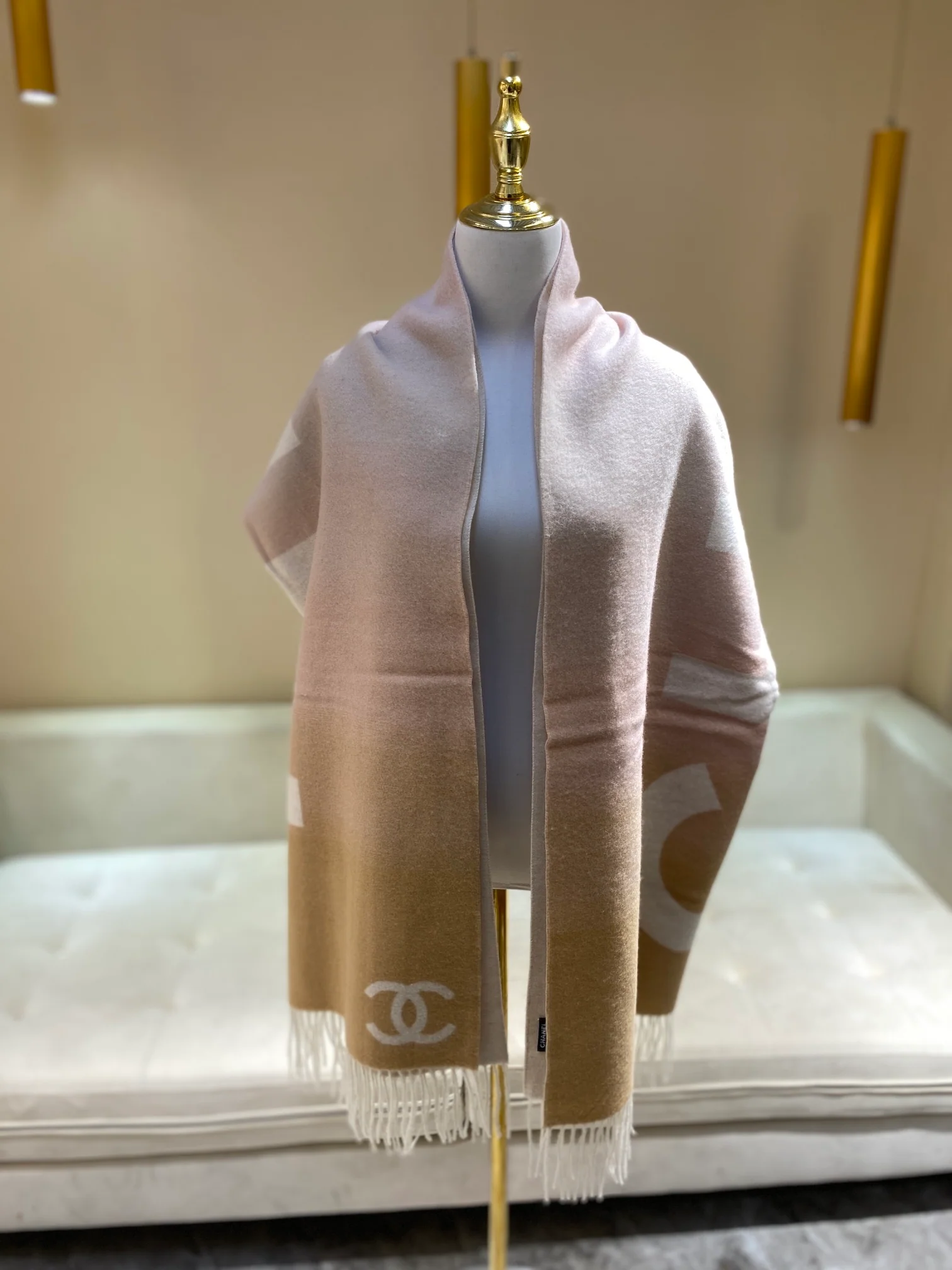 Шарф Chanel из шерсти и кашемира - 70 см x 200 см - абрикосовый
