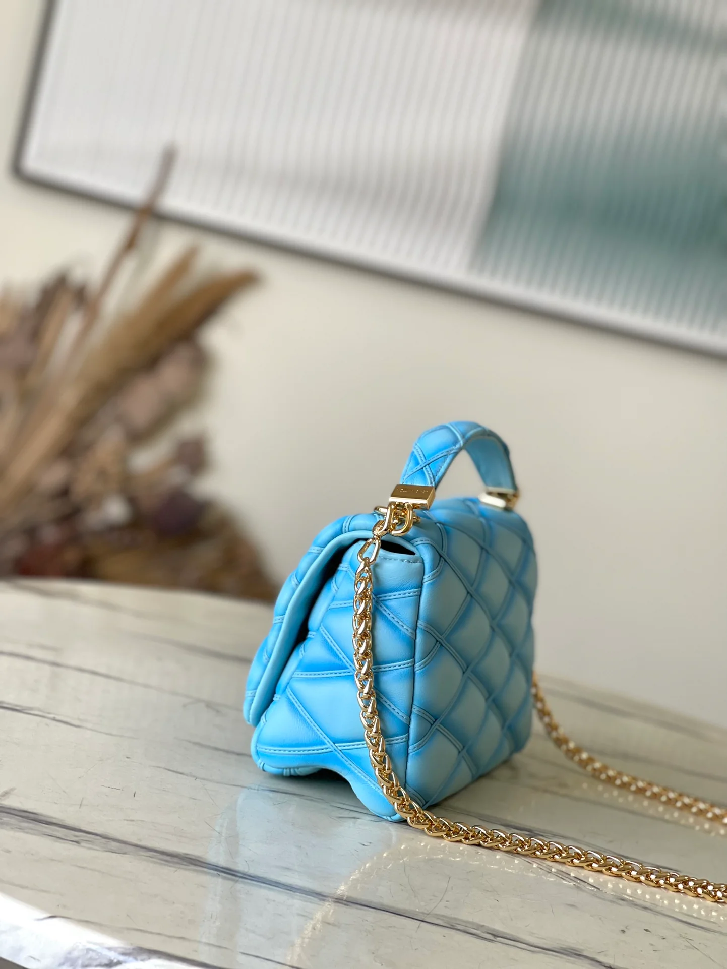 m24185-LV-go-14-mm-Medium-Handbag/Crossbody Bag-Light Blue