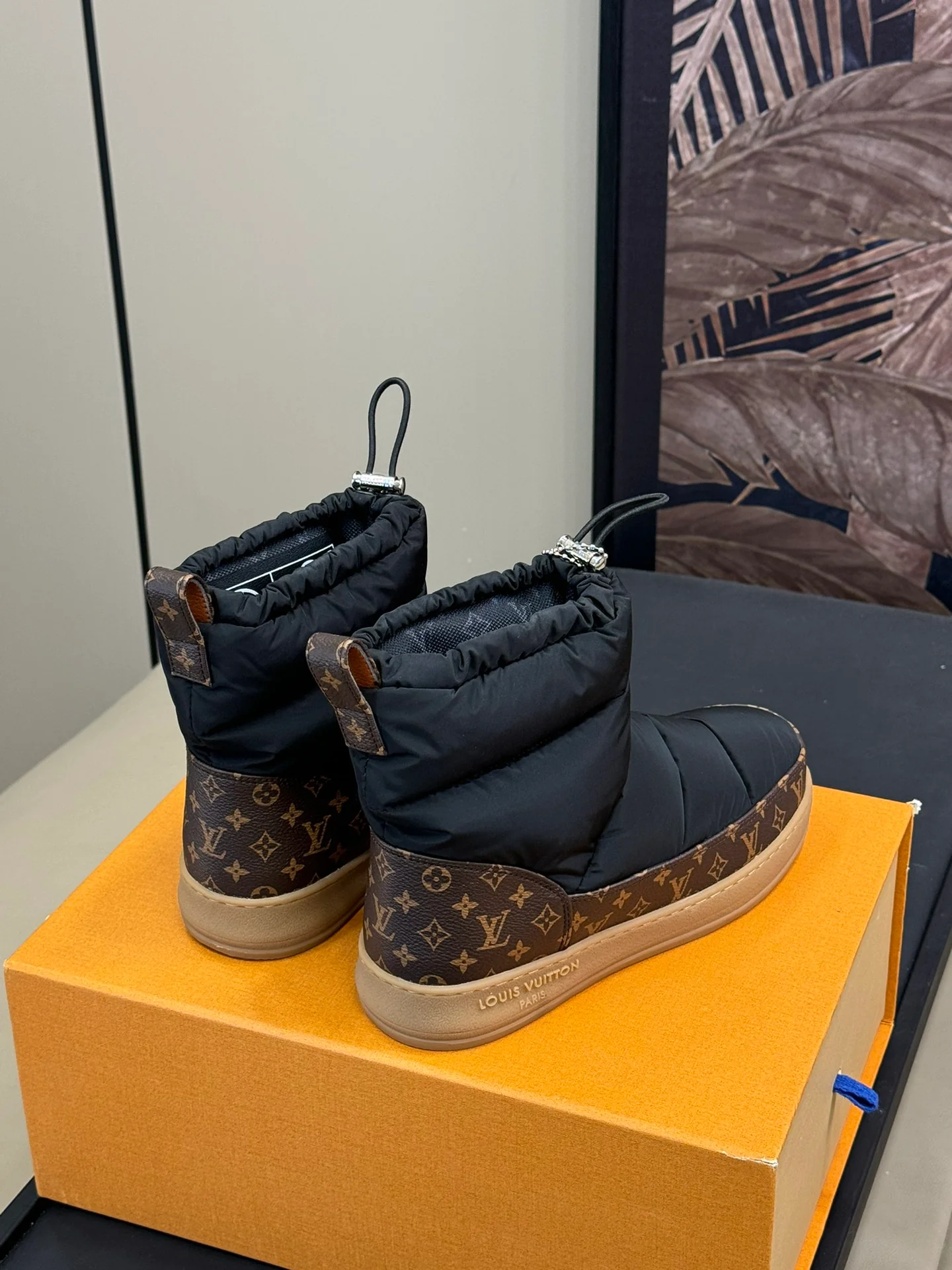 Снежные ботинки LV-2024 - черные