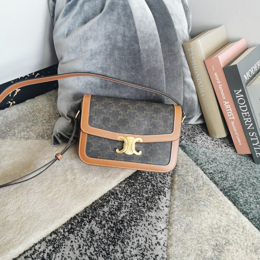 Сумка Celine Triomphe Classic из льна и кожи, коричневая с монограммой, большой размер 22 см.