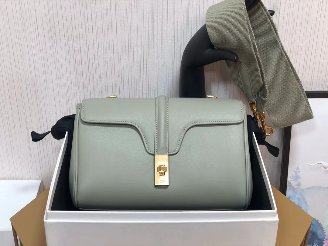 Сумка Celine Teen Soft из телячьей кожи с зернистой текстурой (16 видов бумаги) - 1