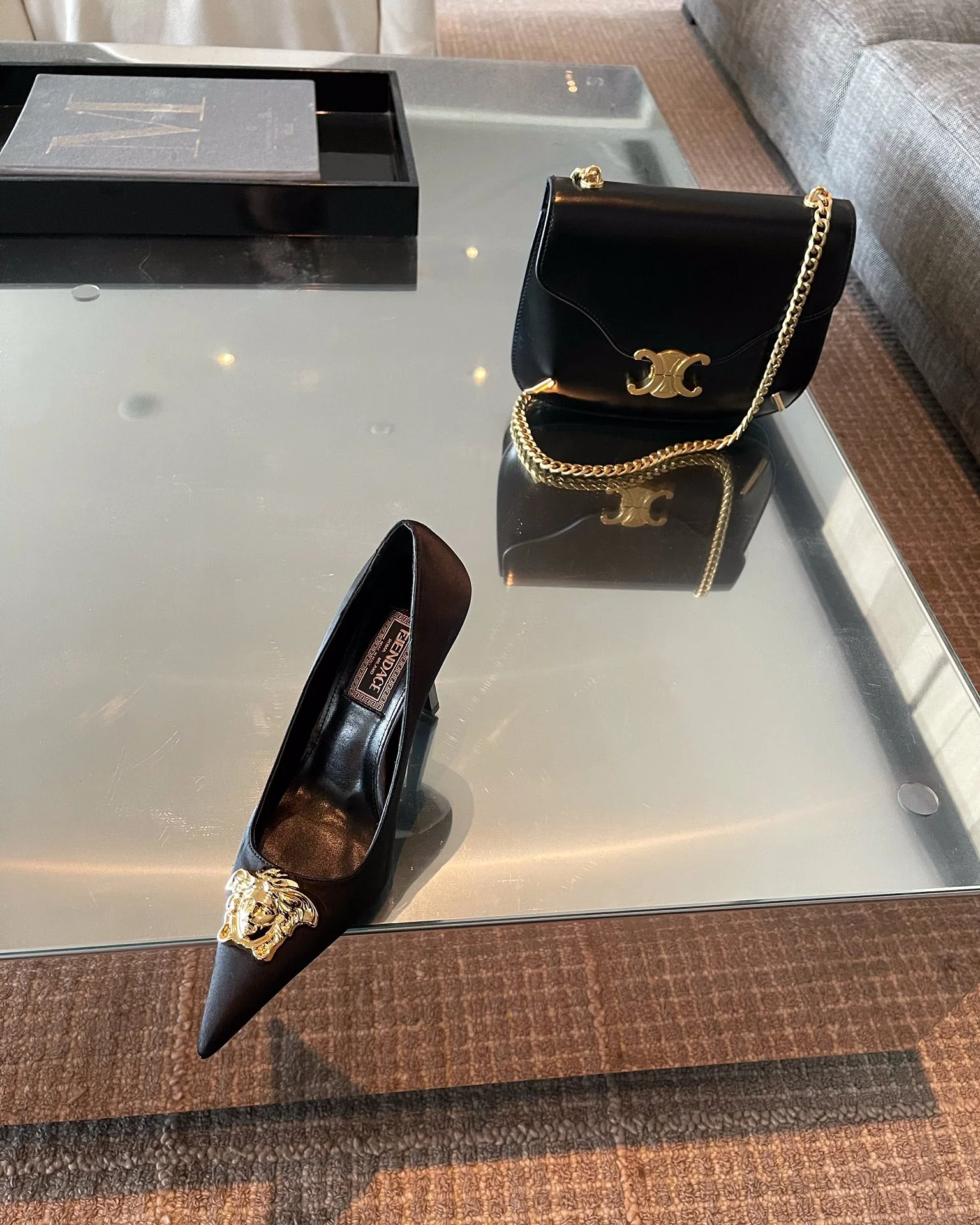 Туфли на высоком каблуке Givenchy Medusa с острым носком - финская коллаборация - черные - 9-5 см