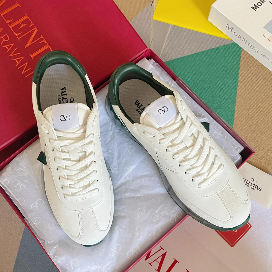 Valentino - Спортивные кроссовки с заклепками - Модель с воздушной подушкой - Парный стиль - Зеленая отделка