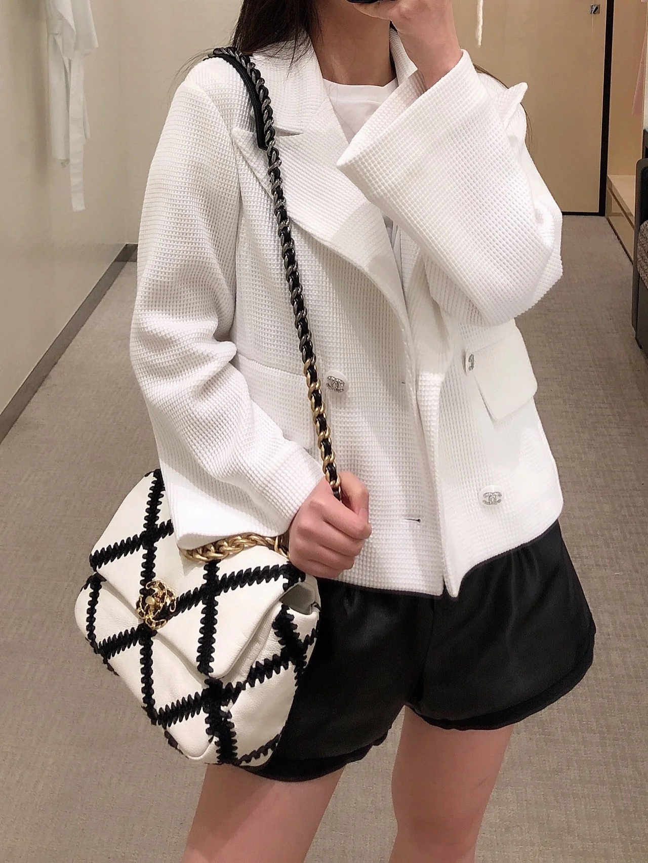 Сумка Chanel 19 - Кожаная - Черно-белый клетчатый узор