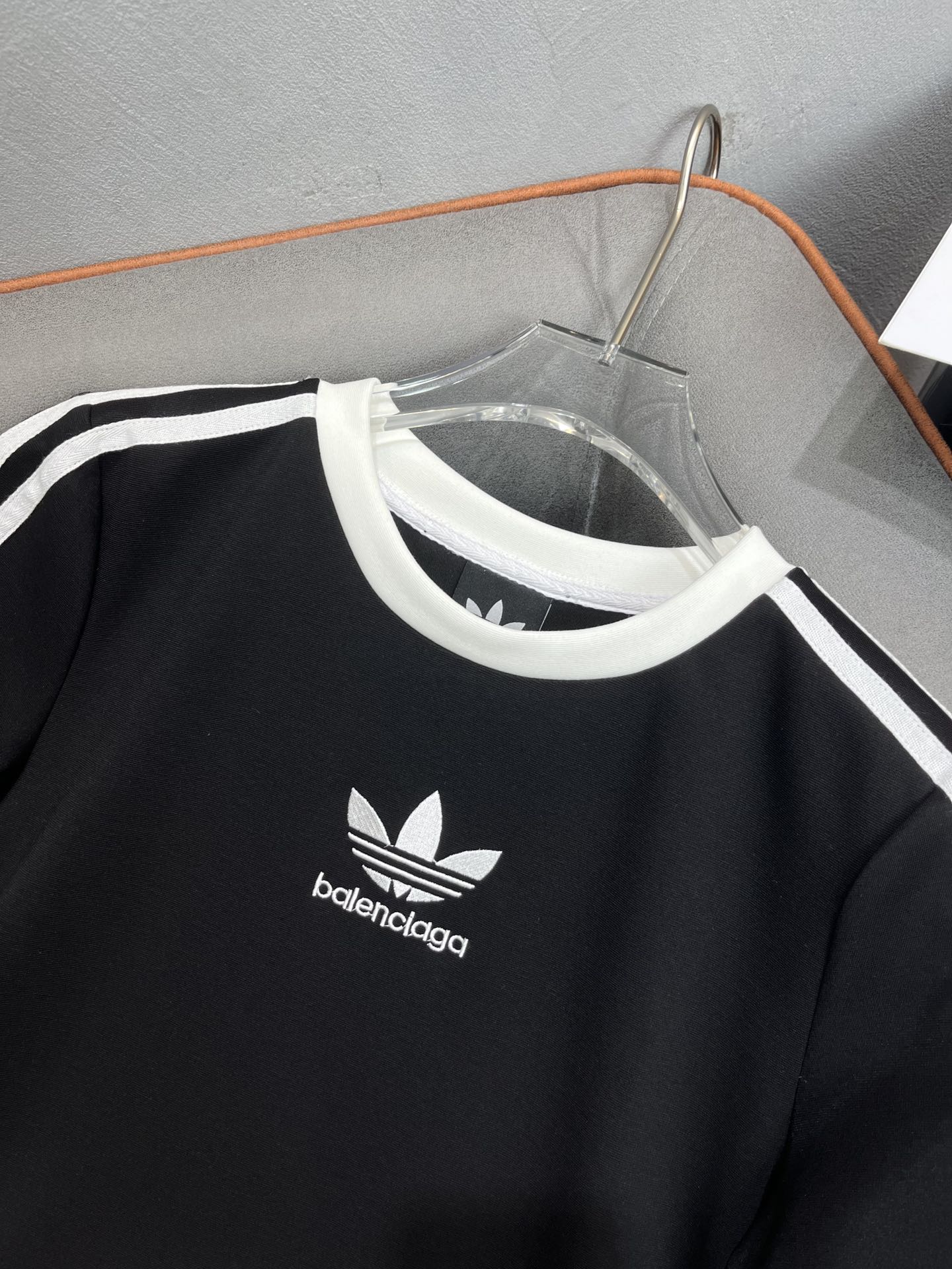 Комбинезон Balenciaga 2403 Adidas - коллекция весна/лето 24SS. Новинка.