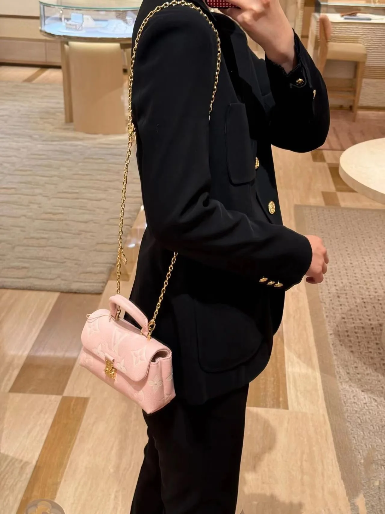 Мини-сумочка LV Nano Madeleine из натуральной кожи - розовая