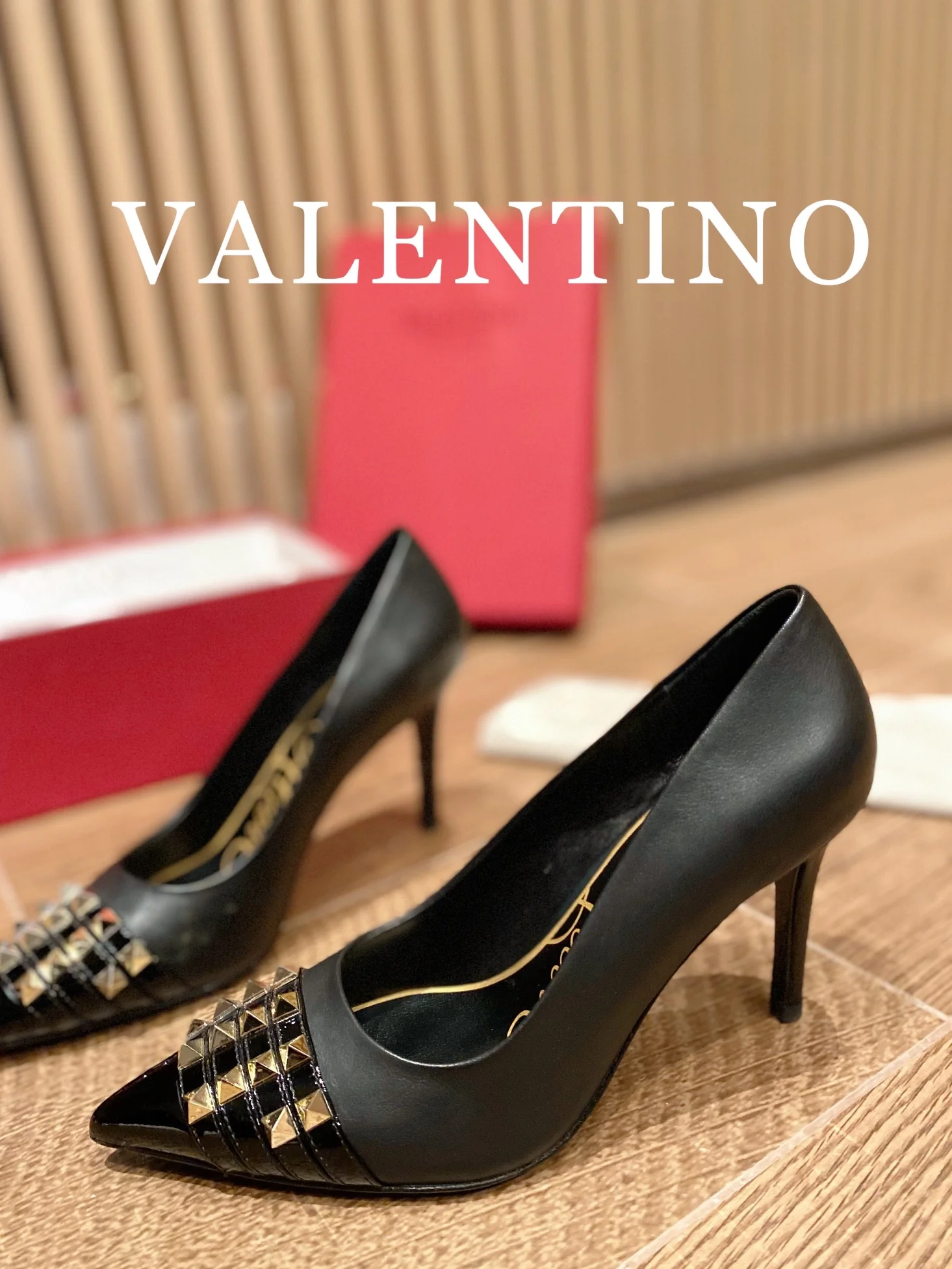 Valentino - Черные туфли на высоком каблуке