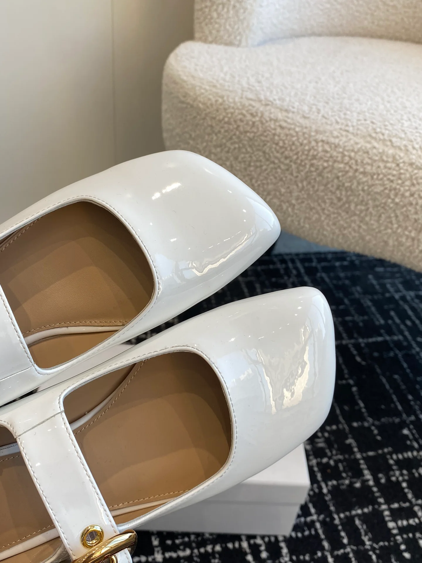 Туфли Мэри Джейн Chloe 2024 - белые