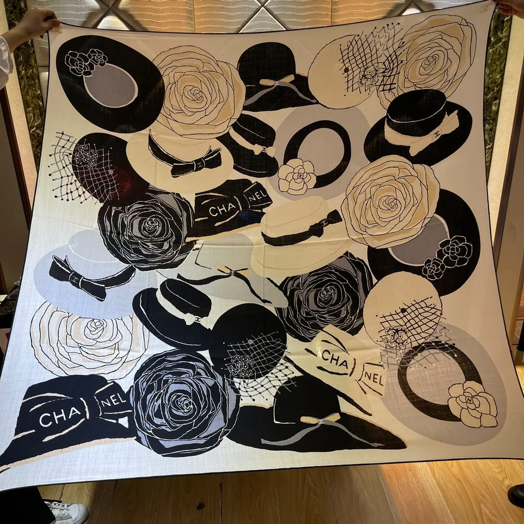 Классический кашемировый платок Chanel ?Камелия? — 140 см