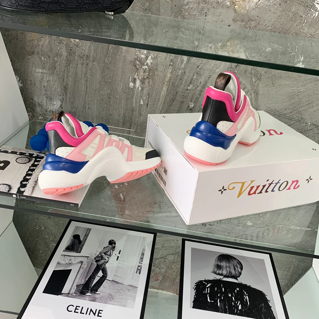 Обувь LV - Массивные кроссовки LV - 11