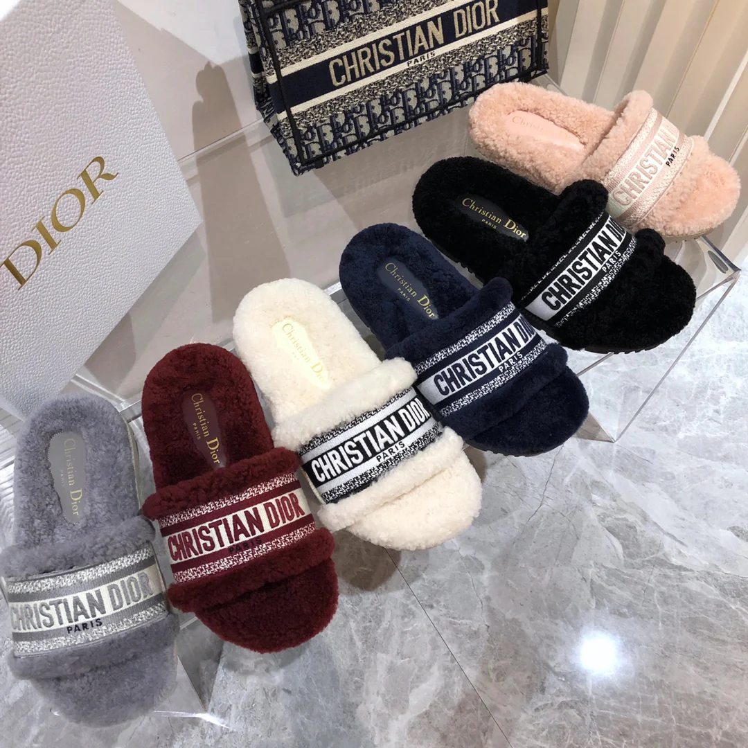 Тапочки Dior Reverse Platform из овчины - белые