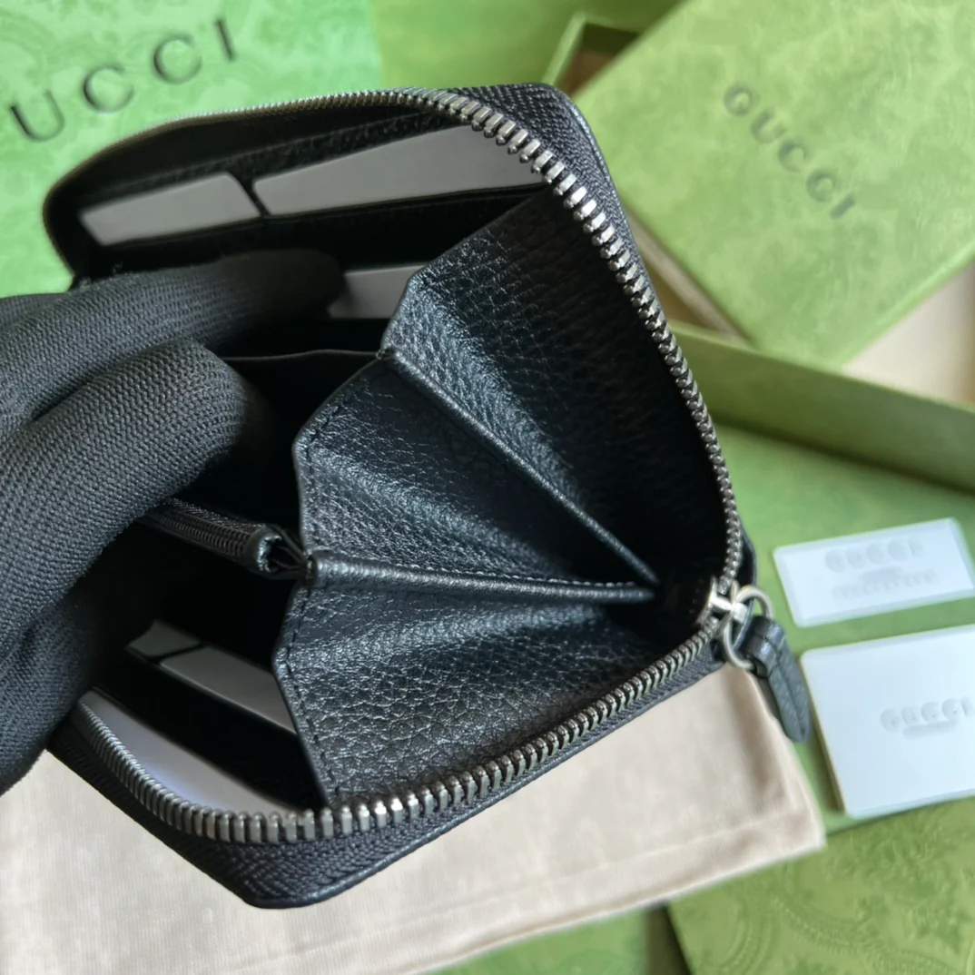 Gucci GG Marmont系列长夹