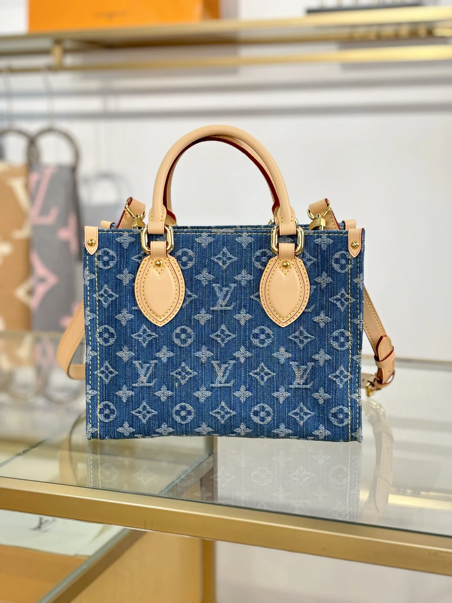 LV-m14633-onthego handbag-small-denim blue