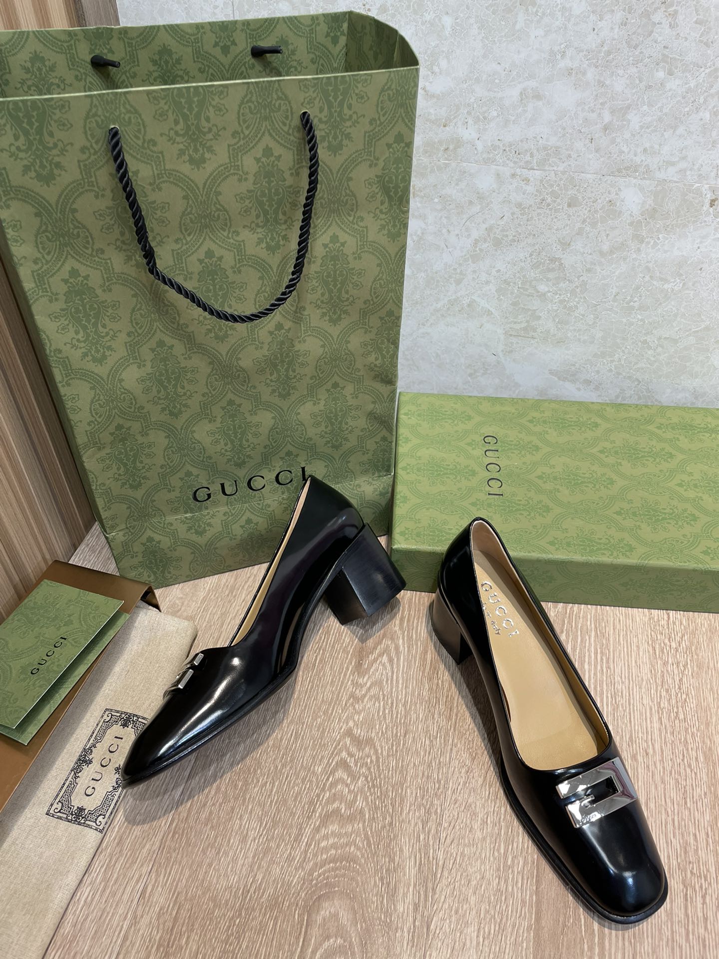 Gucci - 22 Ранняя весна - Ретро - Туфли на низком каблуке - 2