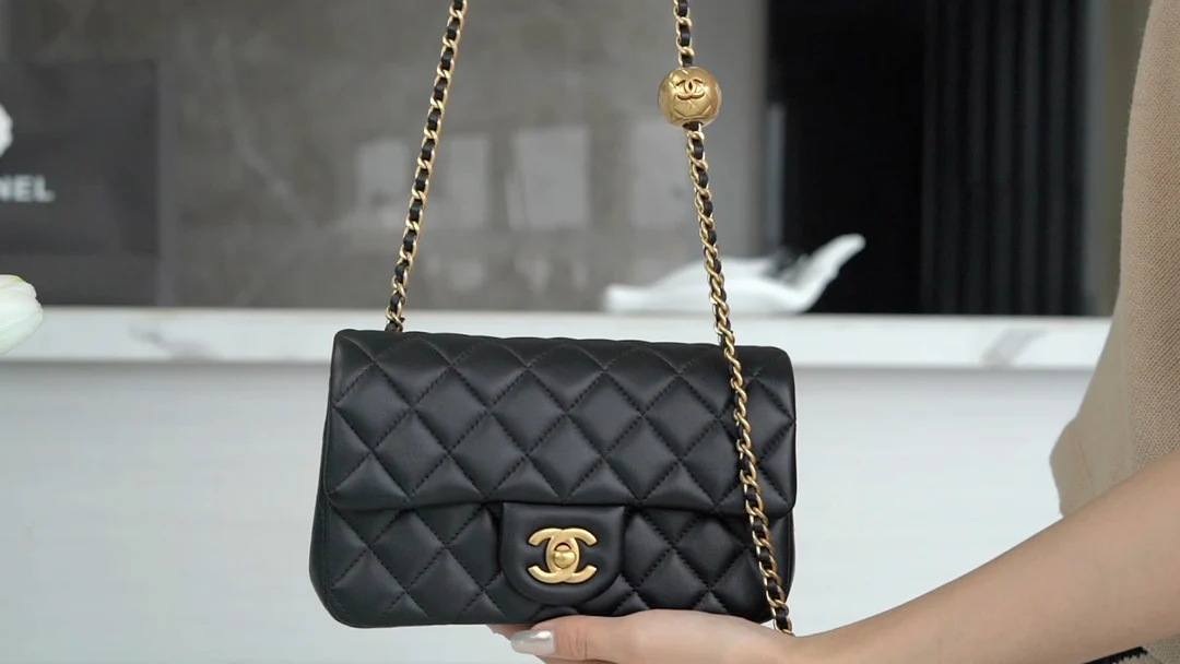 Chanel 23c Gold Ball Mini Black